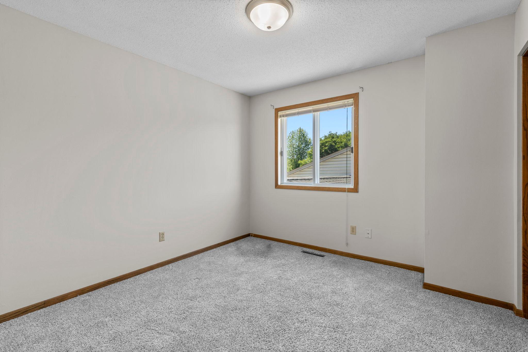 15720 Griffon Path Property Photo 20
