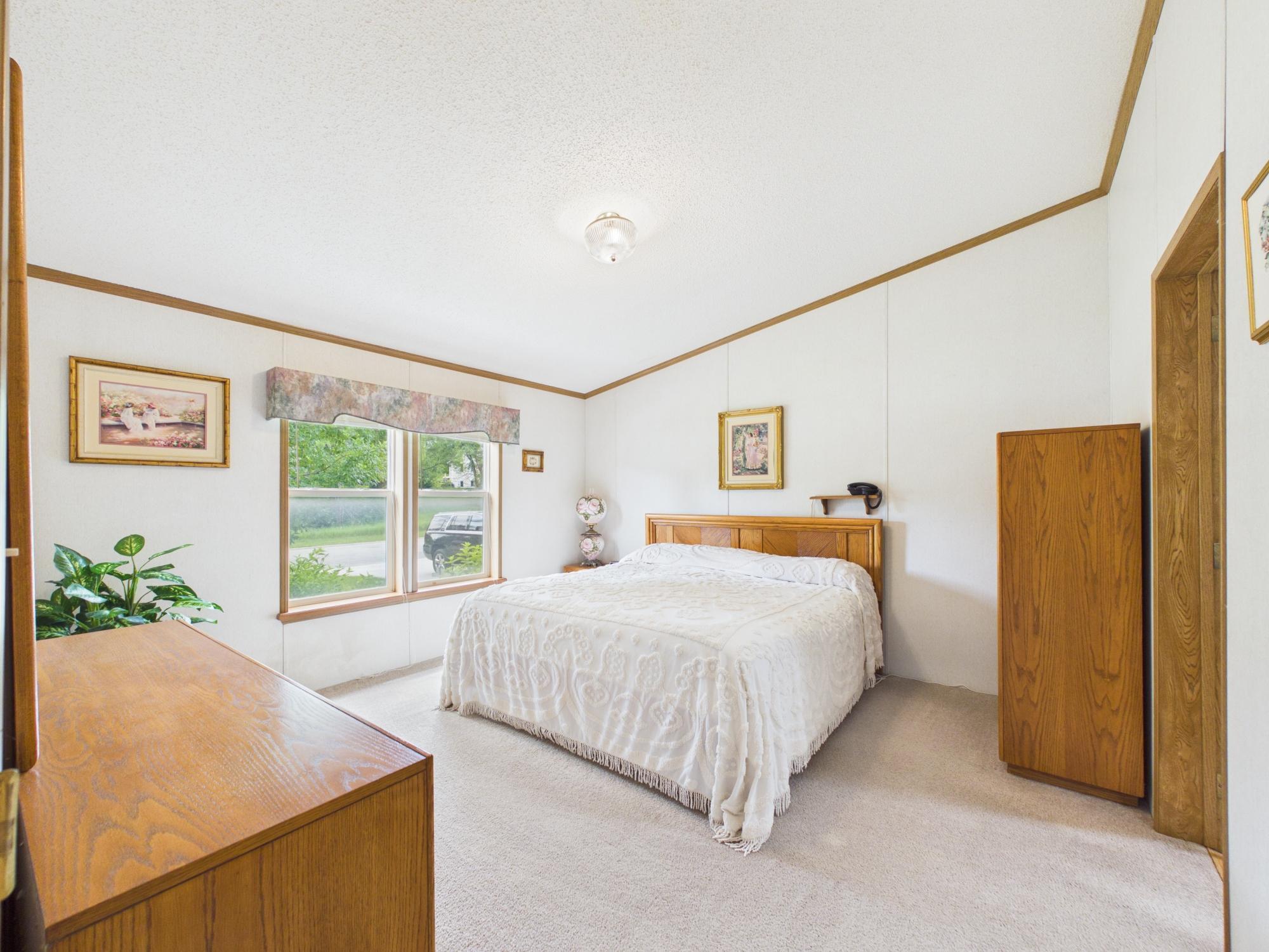 113 E Ridgeview Drive Property Photo 8