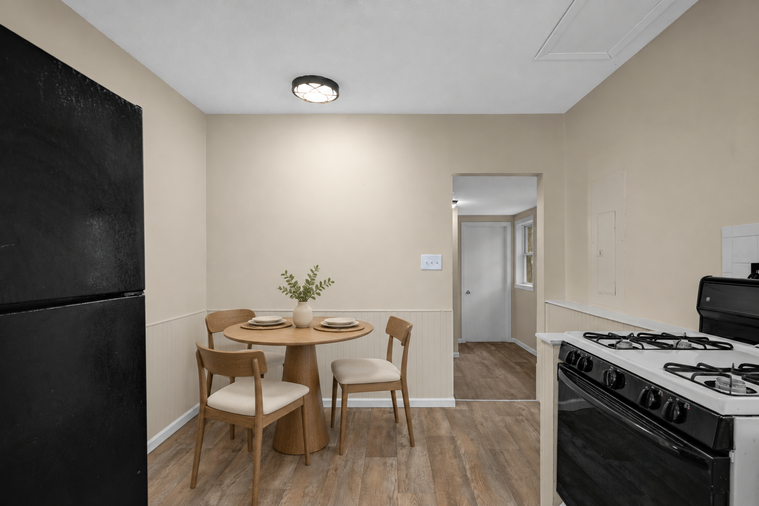 5030 Brent Avenue Property Photo 5