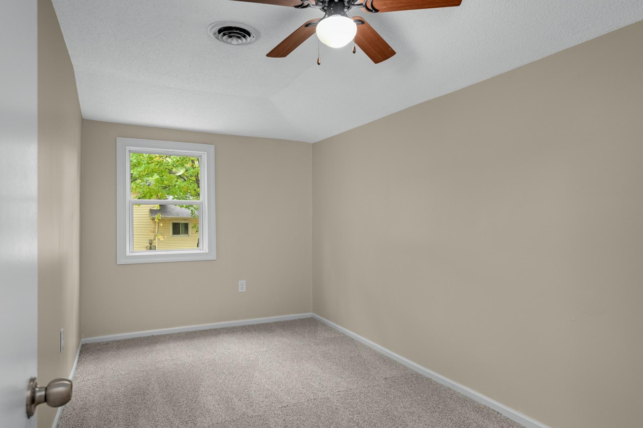 5030 Brent Avenue Property Photo 8