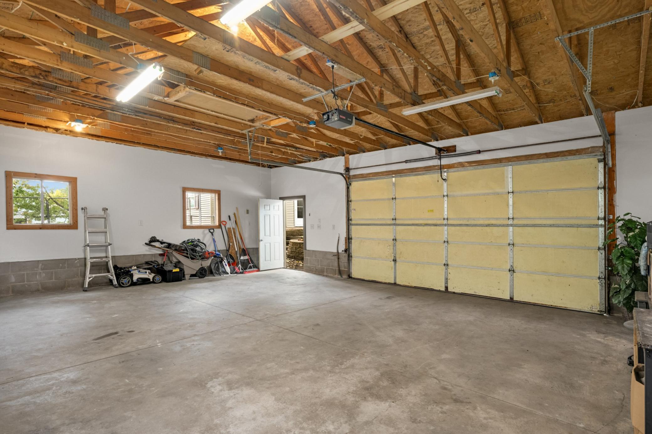 5030 Brent Avenue Property Photo 16