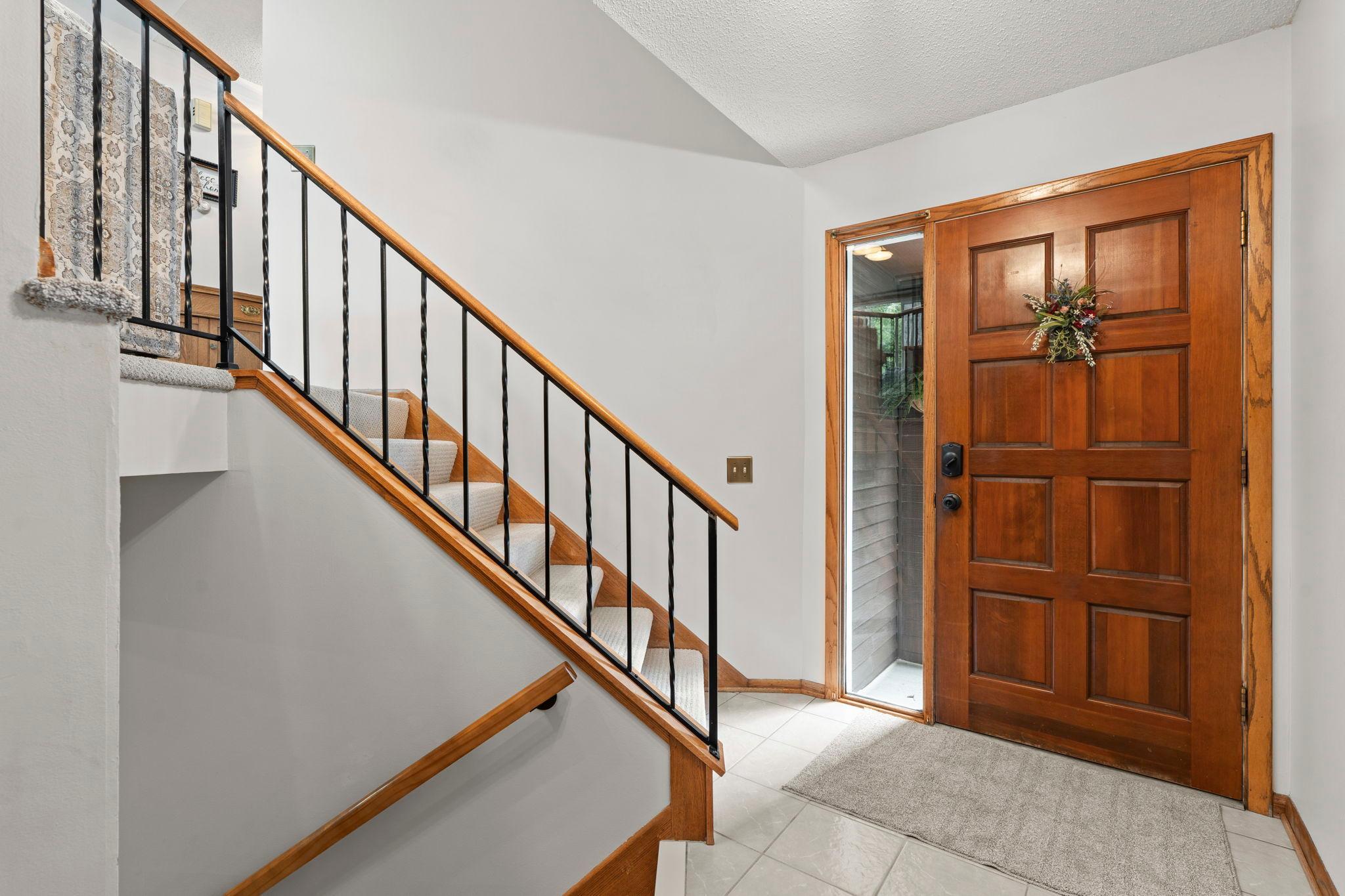 4567 Kirkwood Circle Property Photo 9