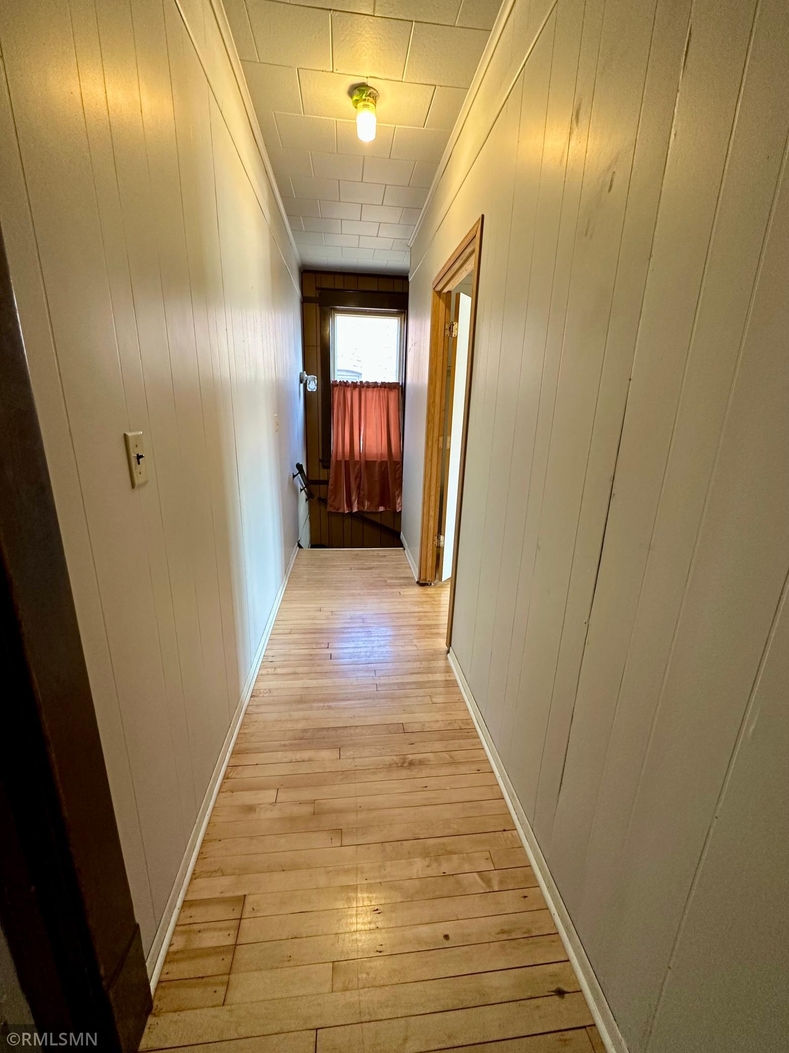 1047 Hudson Road Property Photo 25