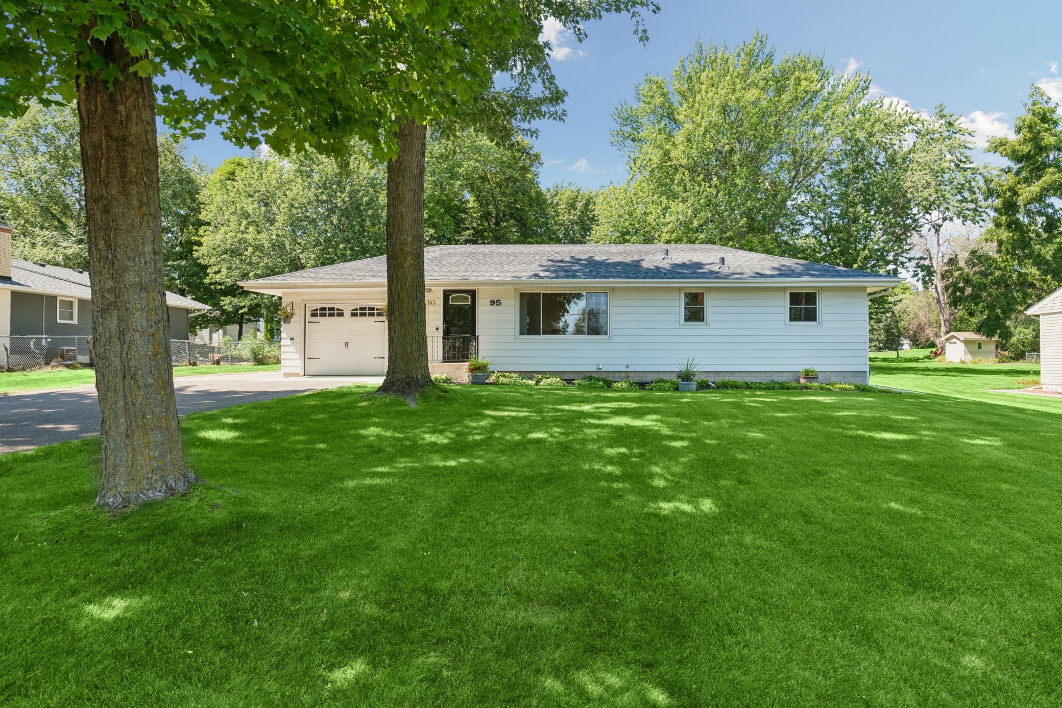 95 Hackberry Hill Property Photo 30