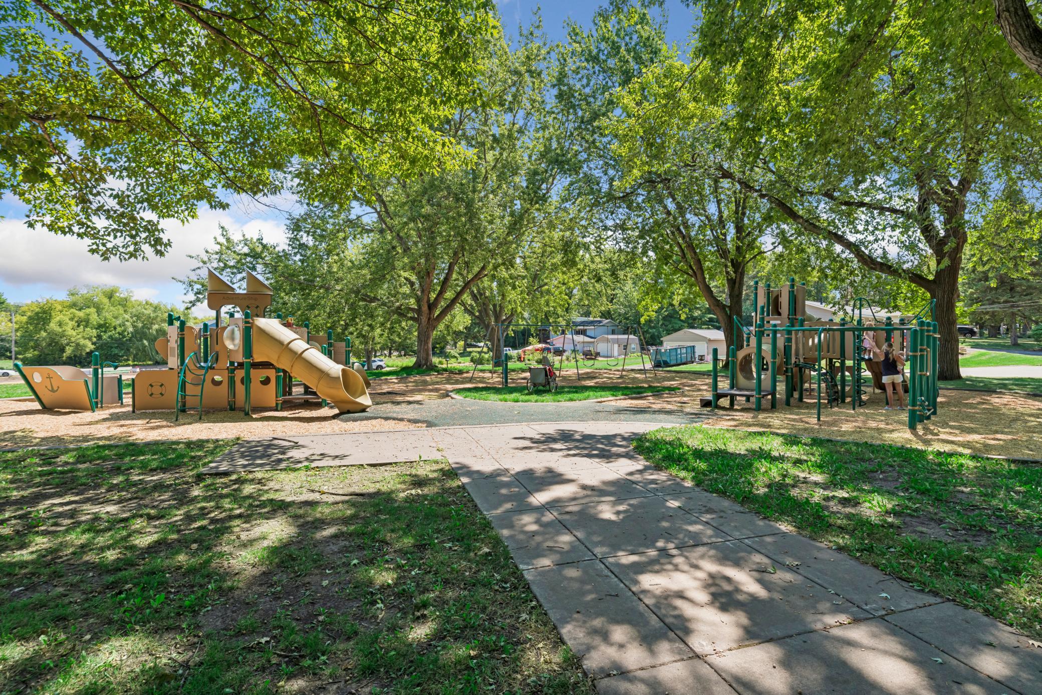 95 Hackberry Hill Property Photo 40