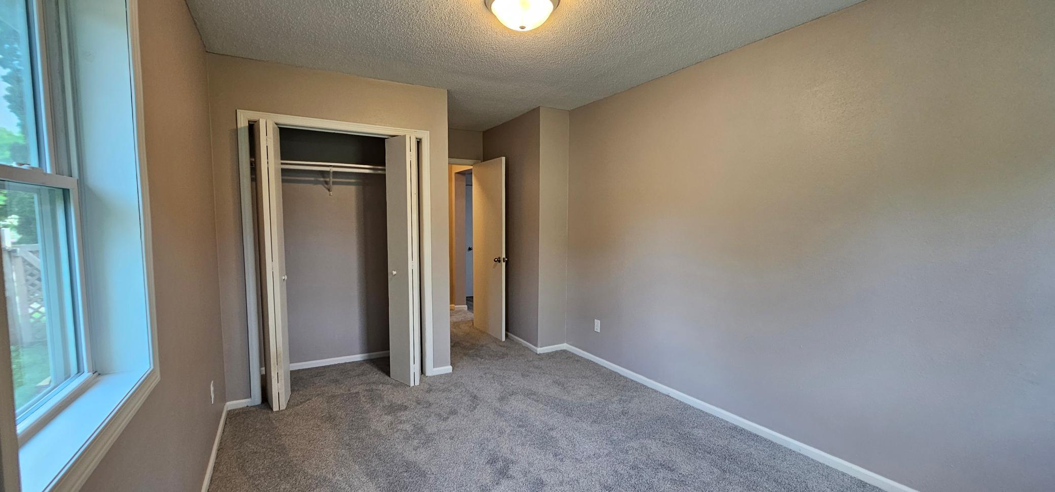 414 W Maple Avenue Property Photo 10