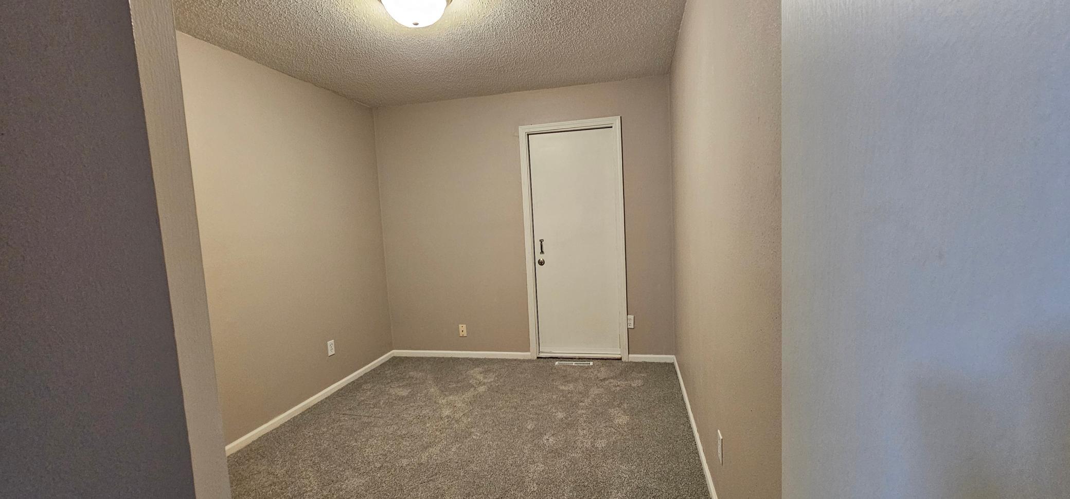 414 W Maple Avenue Property Photo 13