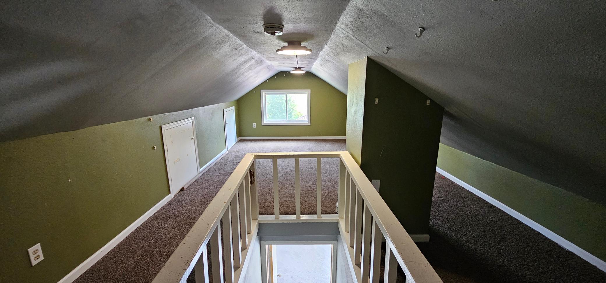 414 W Maple Avenue Property Photo 15