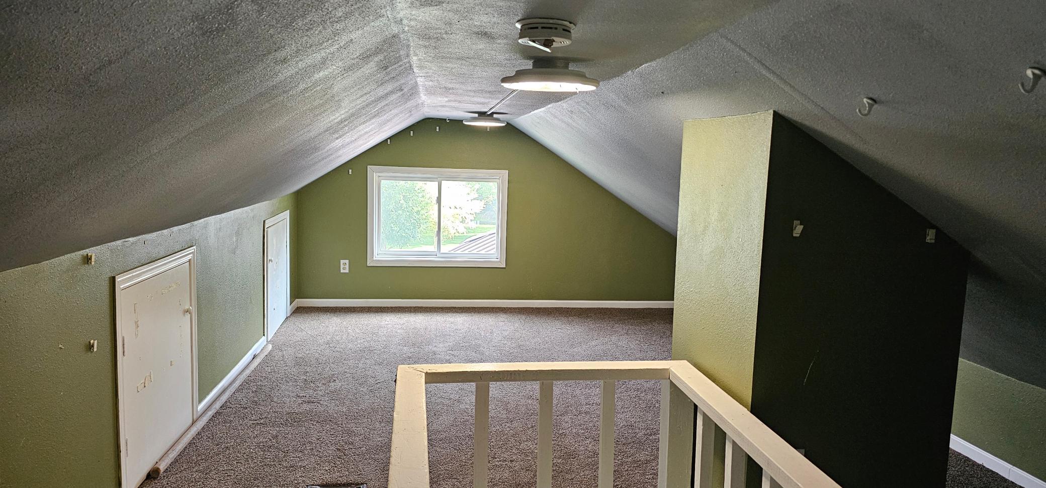 414 W Maple Avenue Property Photo 16