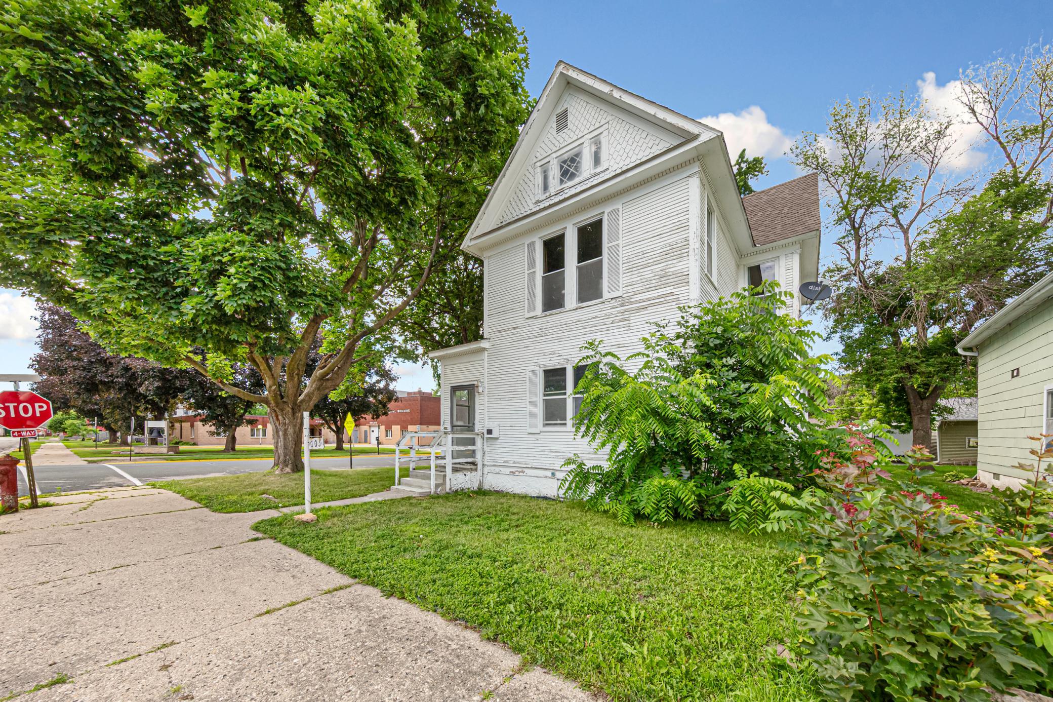 105 Ash Avenue Sw Property Photo 5
