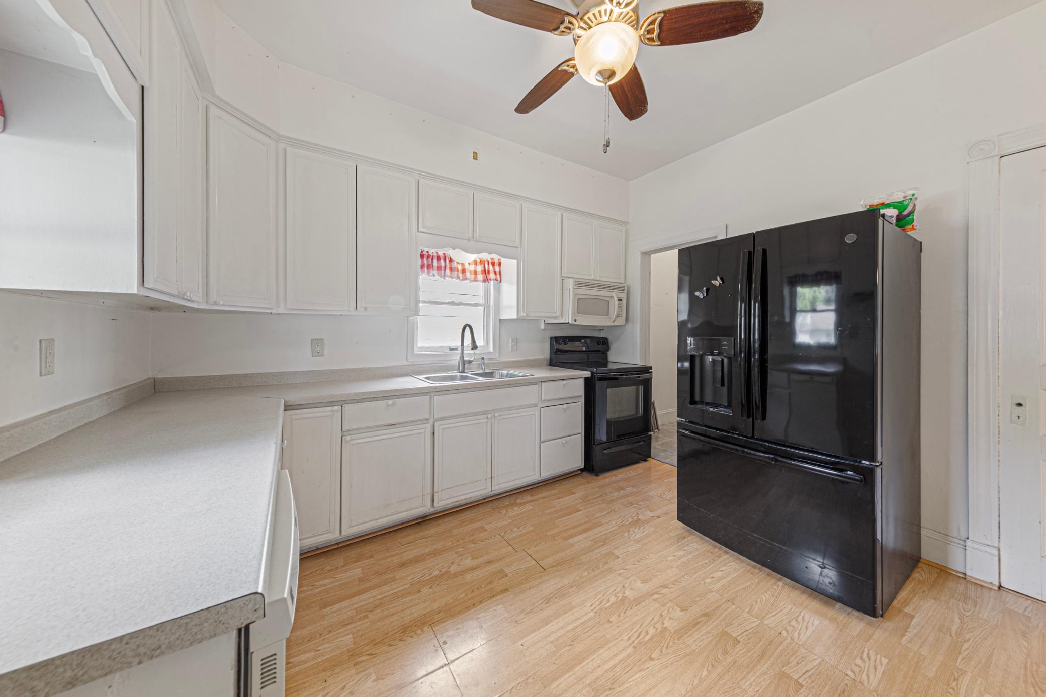 105 Ash Avenue Sw Property Photo 17