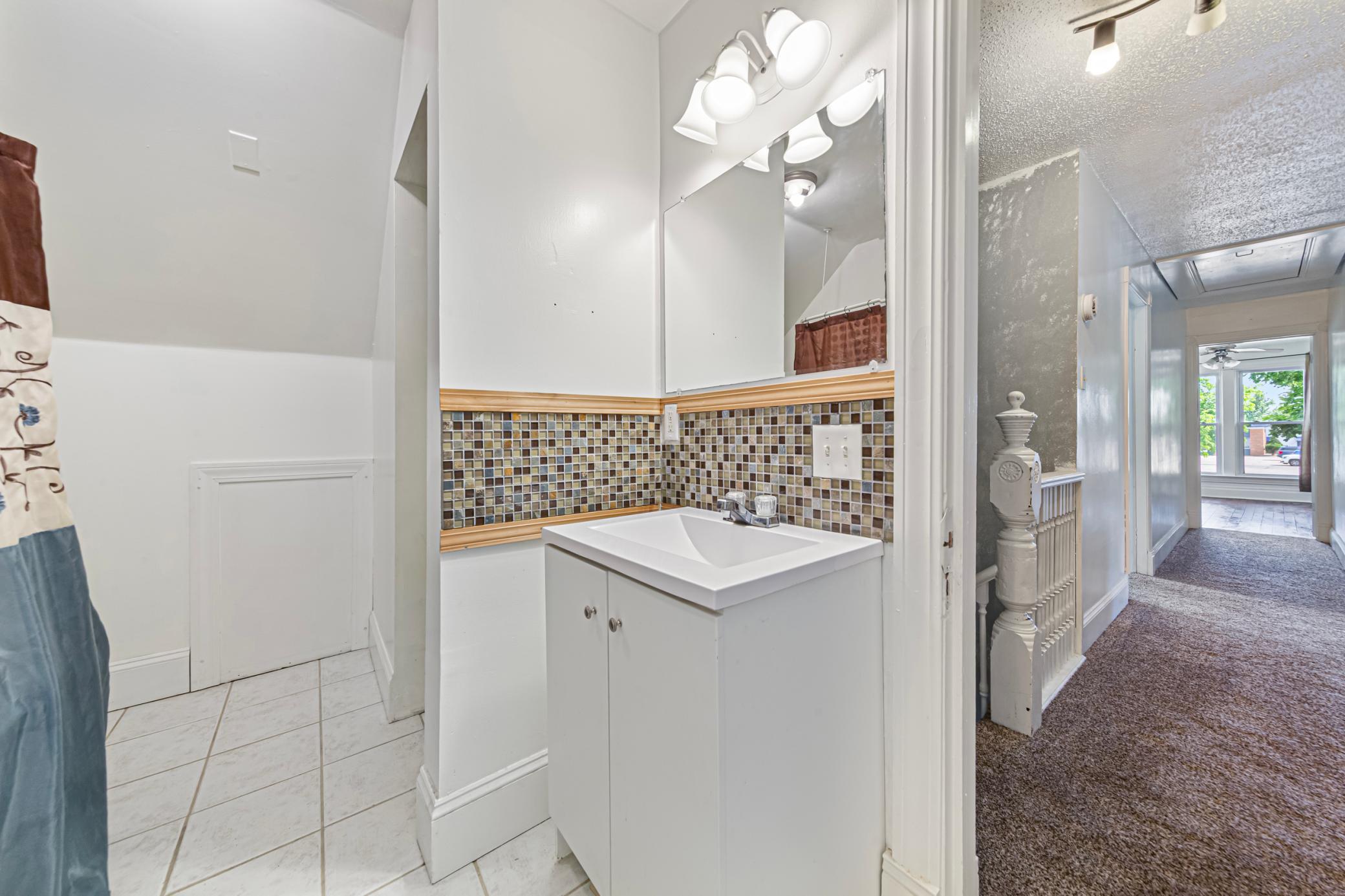 105 Ash Avenue Sw Property Photo 27