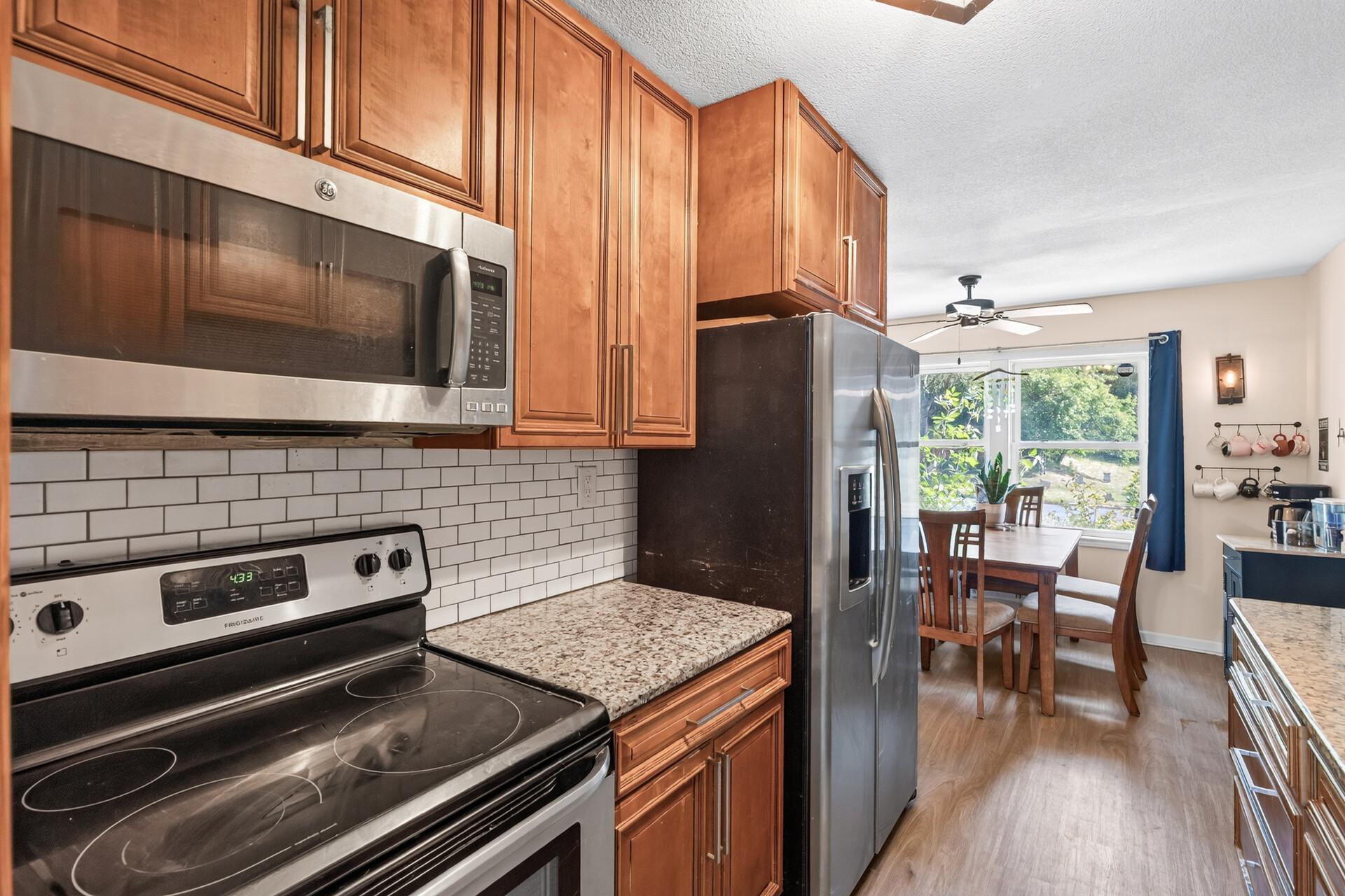 8820 60th Avenue N Property Photo 1