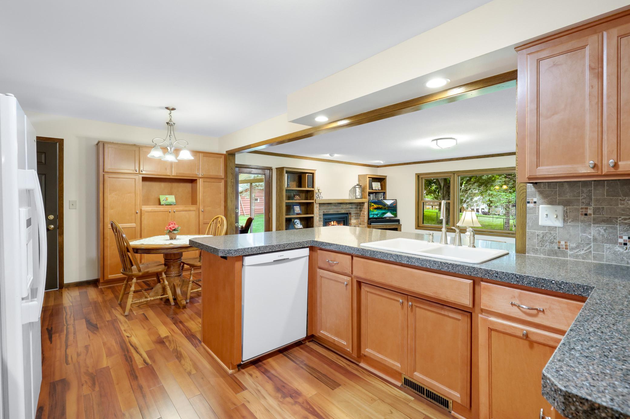 17200 Barberry Circle Property Photo 14