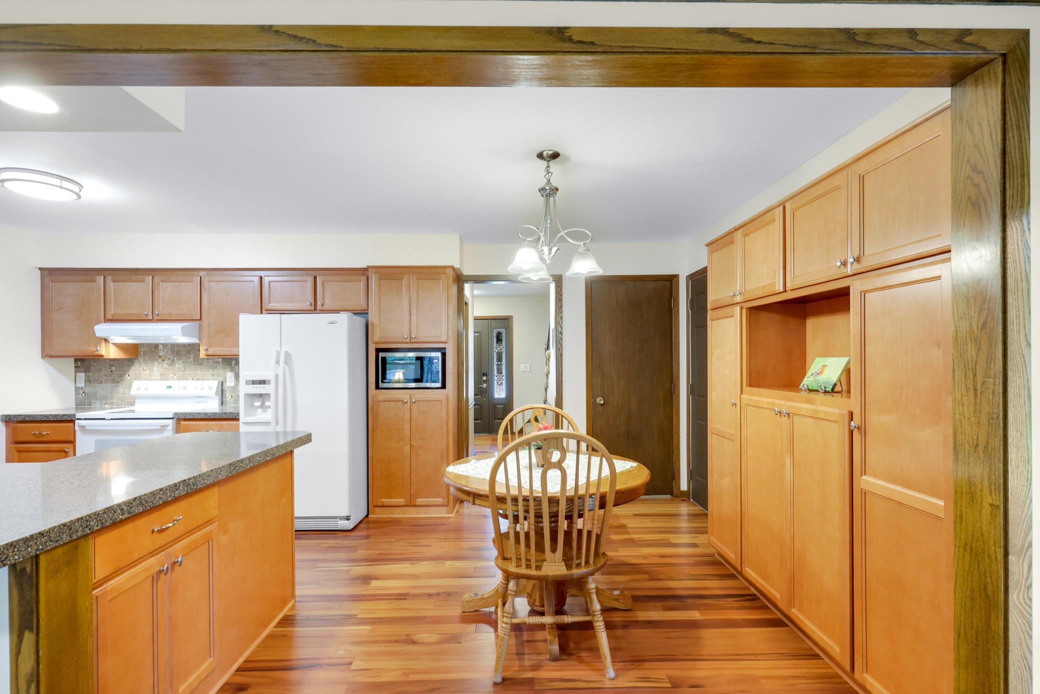 17200 Barberry Circle Property Photo 17