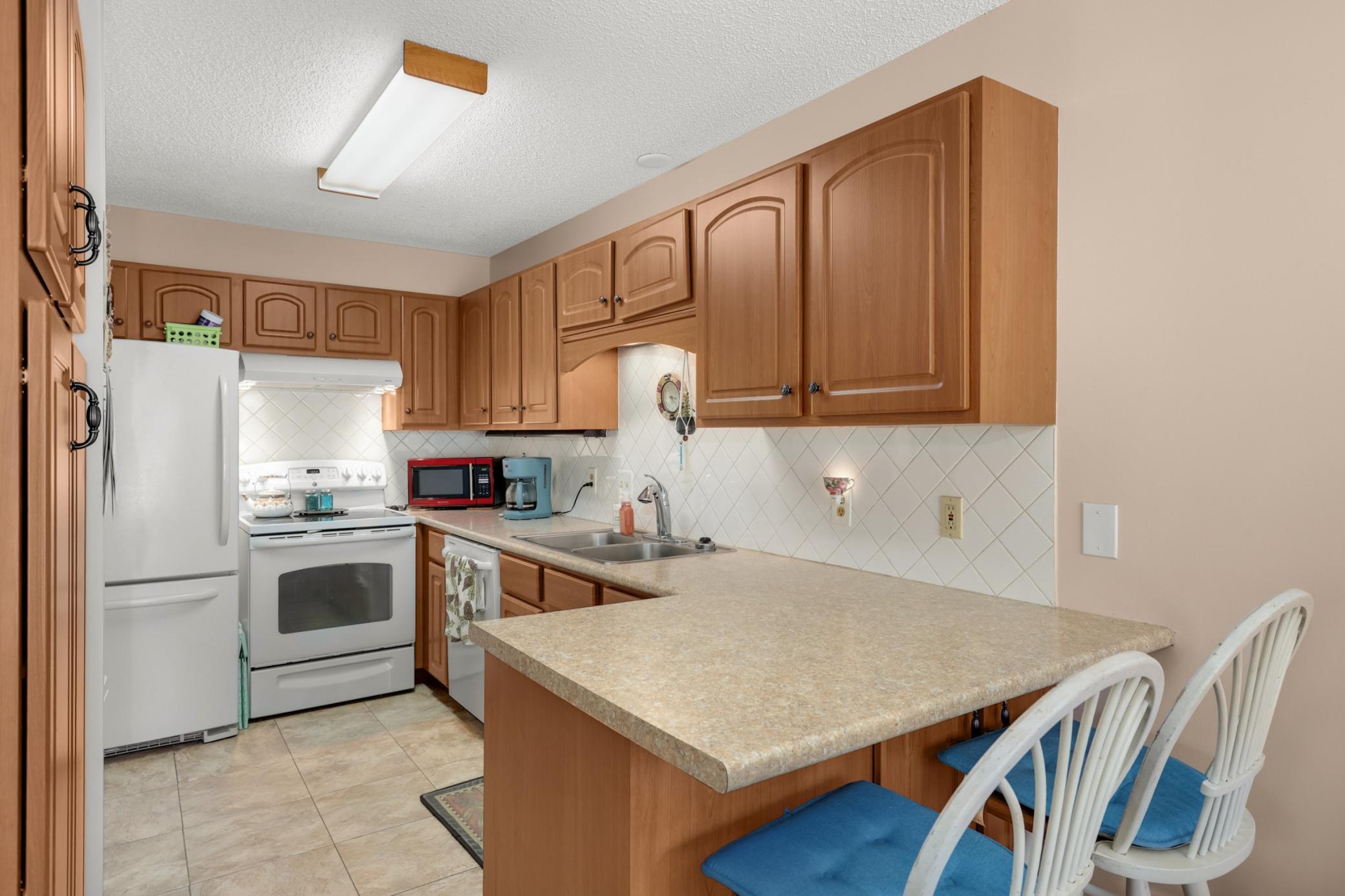15859 Gooseberry Way Property Photo 6