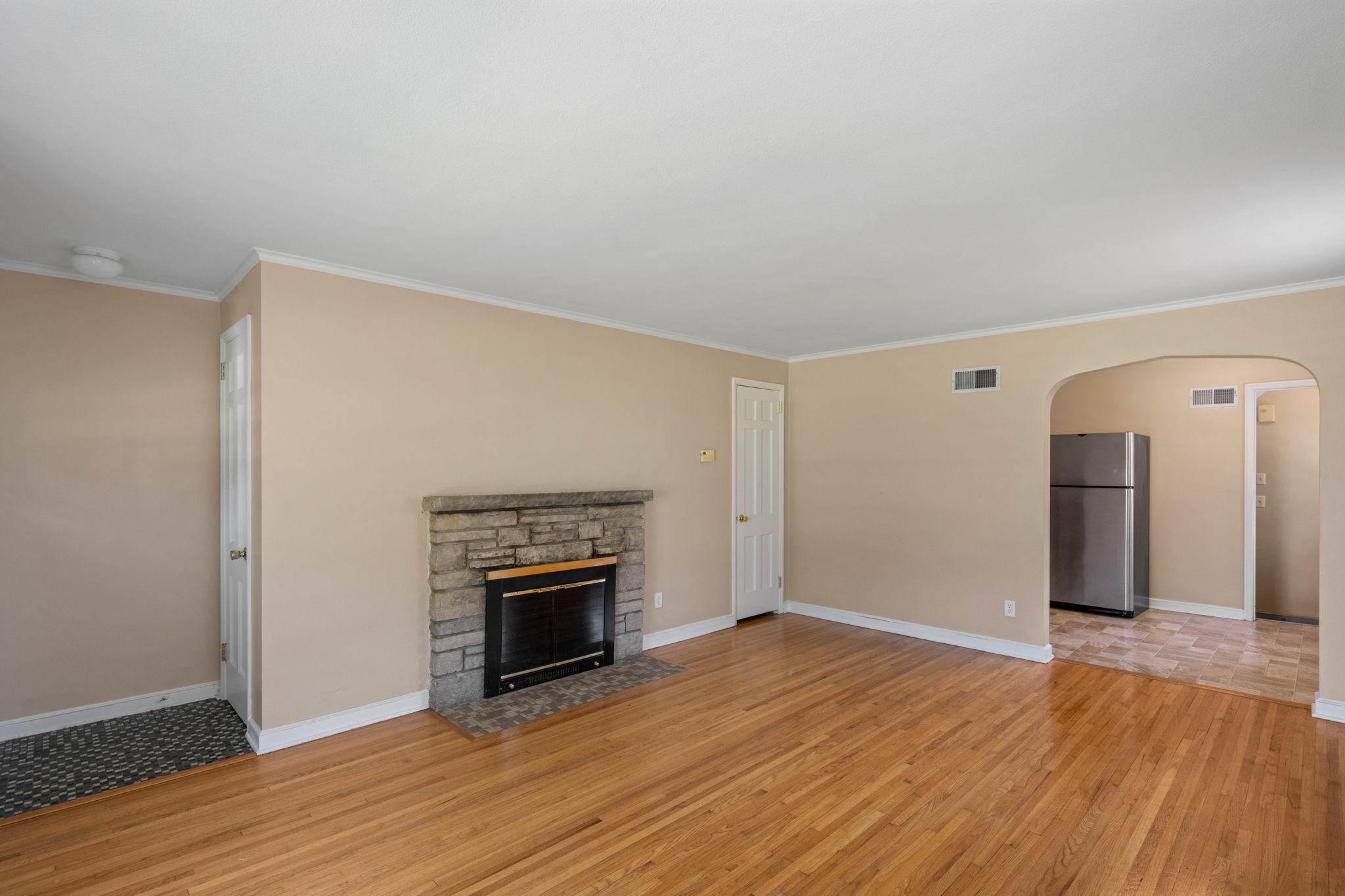5633 Penn Avenue S Property Photo 9