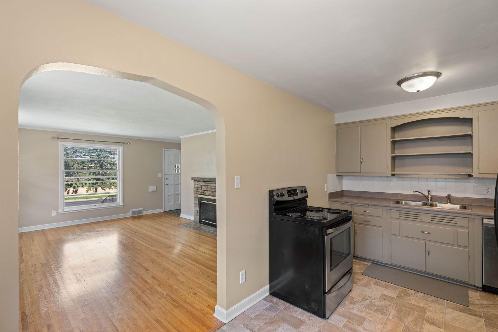 5633 Penn Avenue S Property Photo 10