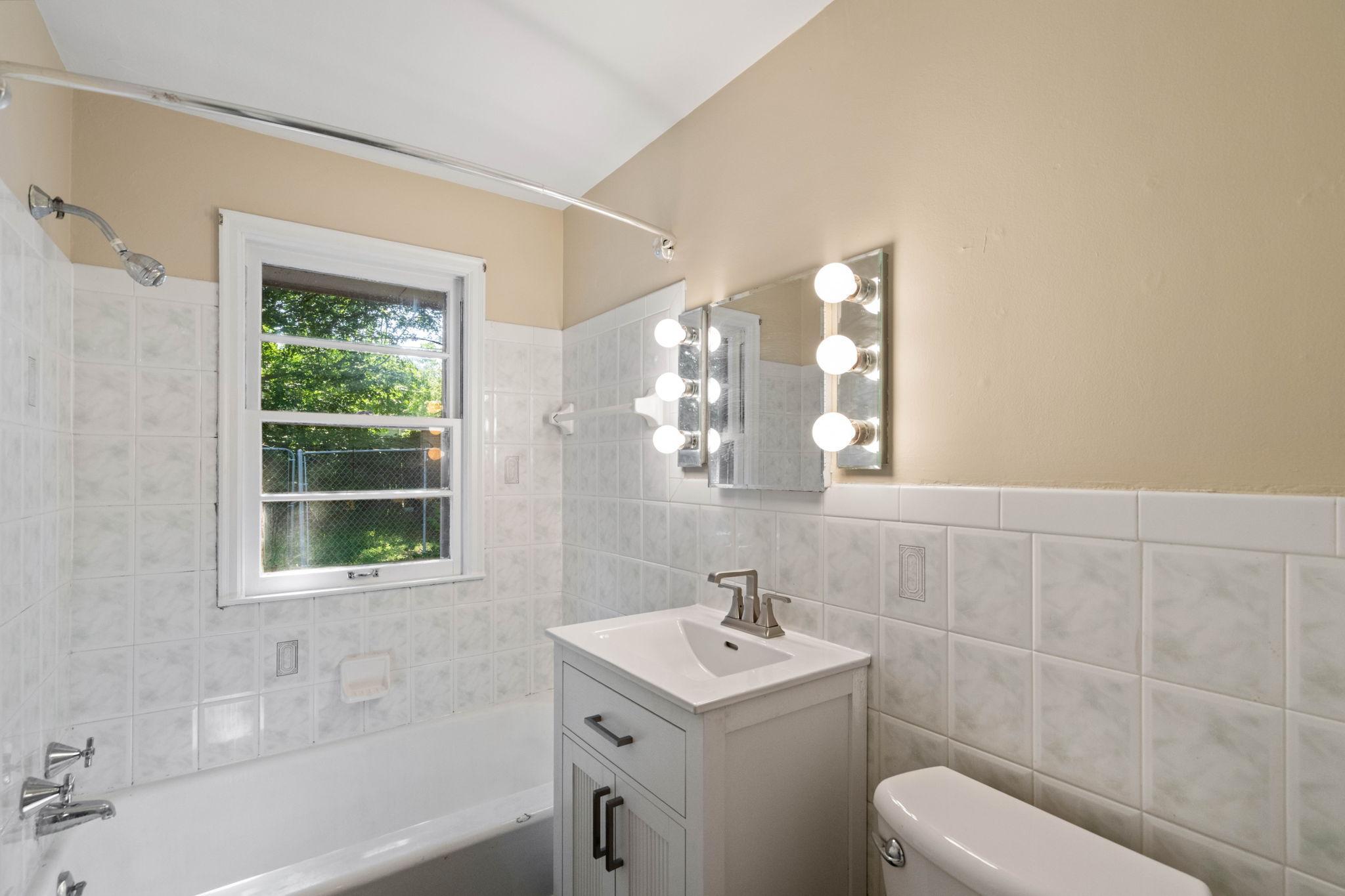 5633 Penn Avenue S Property Photo 21