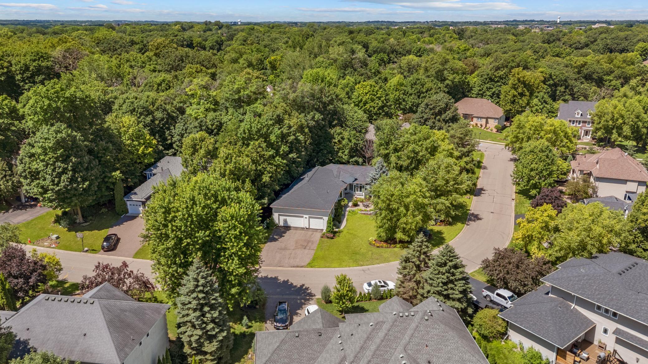 2888 Forest Ridge Property Photo 4