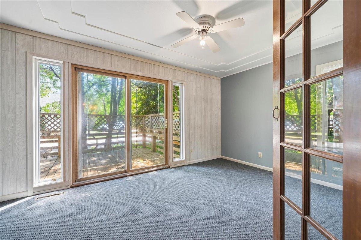 6 4th Street Nw Property Photo 12