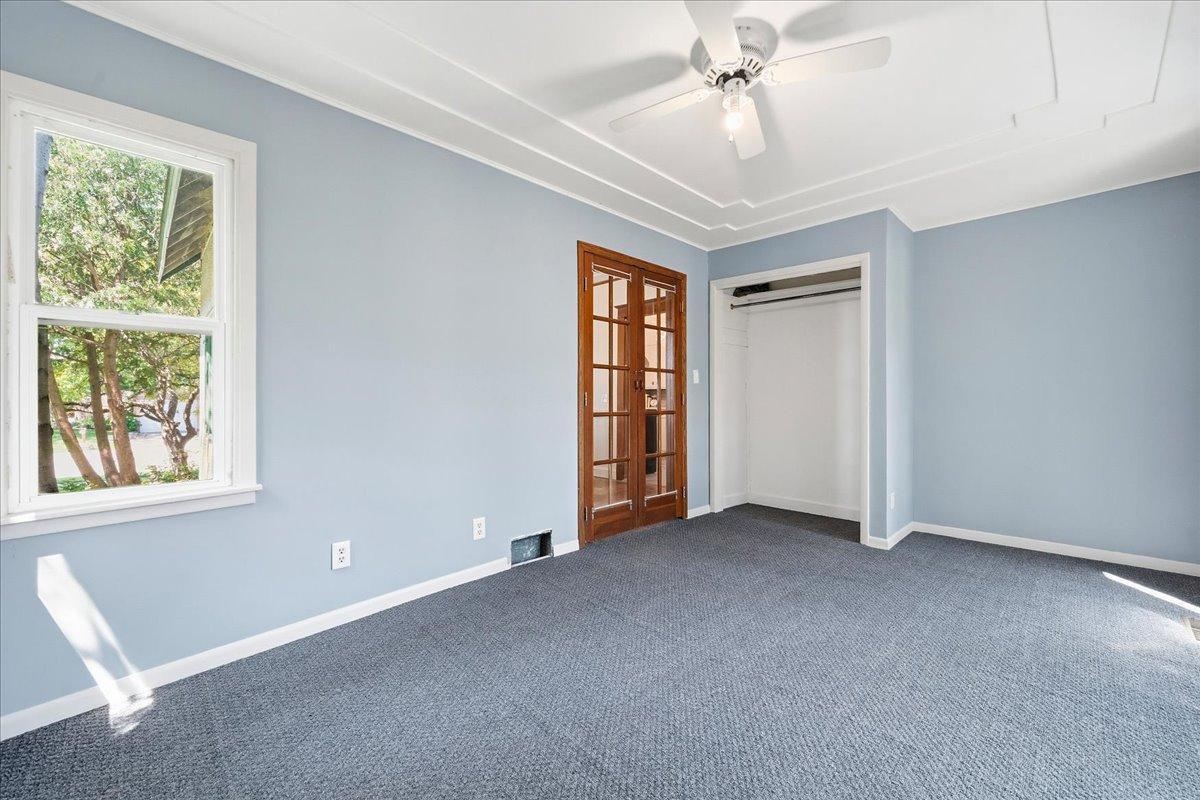 6 4th Street Nw Property Photo 13