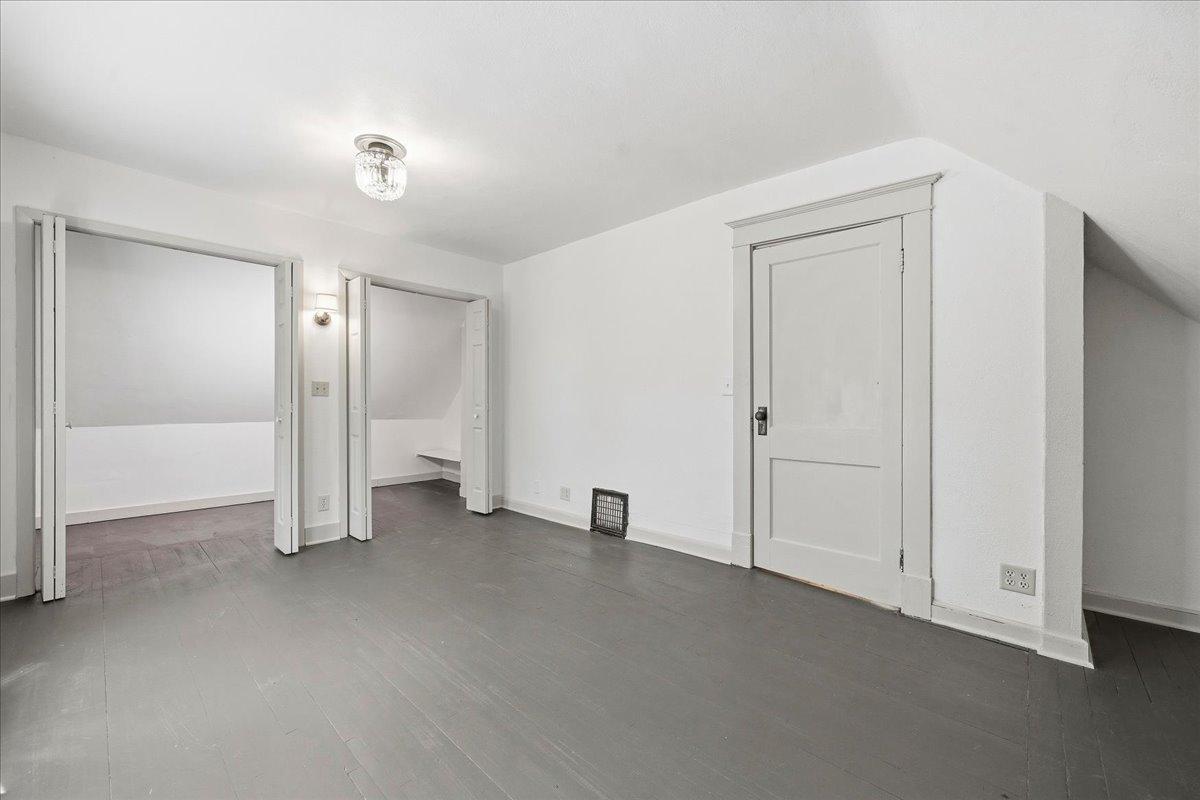 6 4th Street Nw Property Photo 18