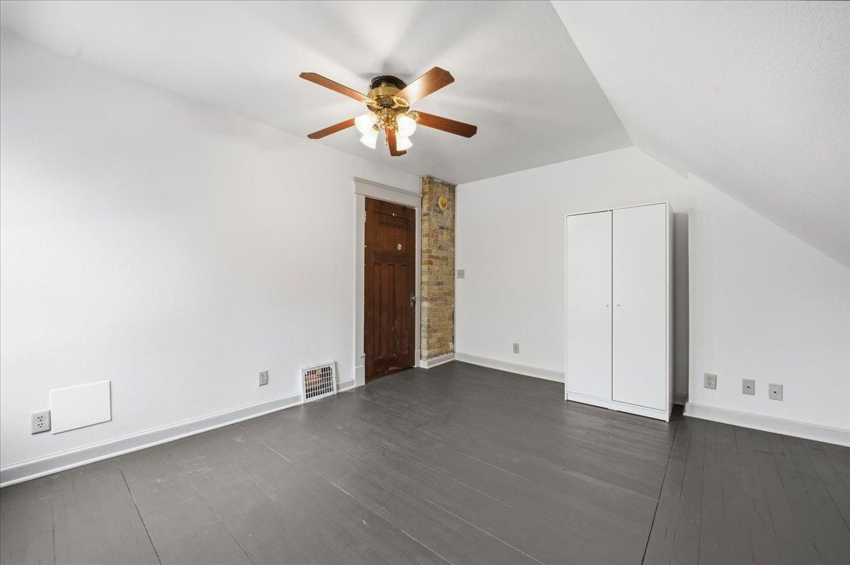 6 4th Street Nw Property Photo 20