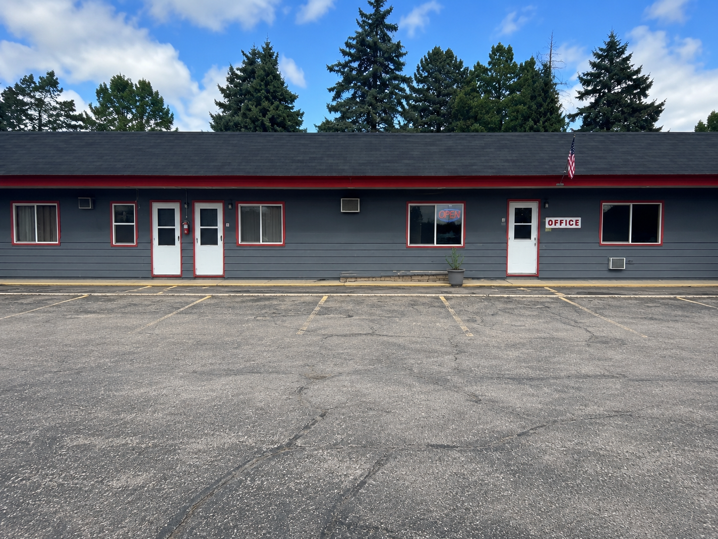 403 5th Street N Property Photo 1