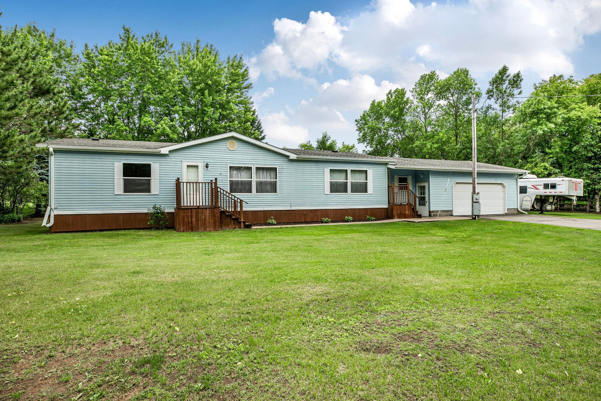 5668 Brook Creek Road Property Photo 1