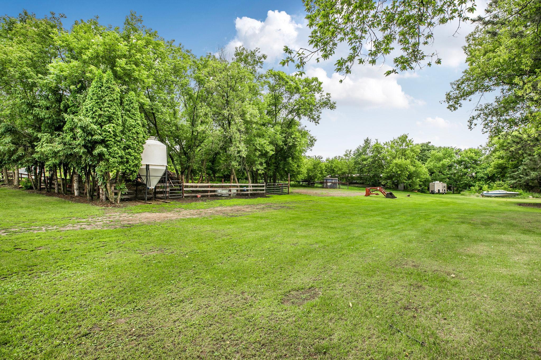 5668 Brook Creek Road Property Photo 7