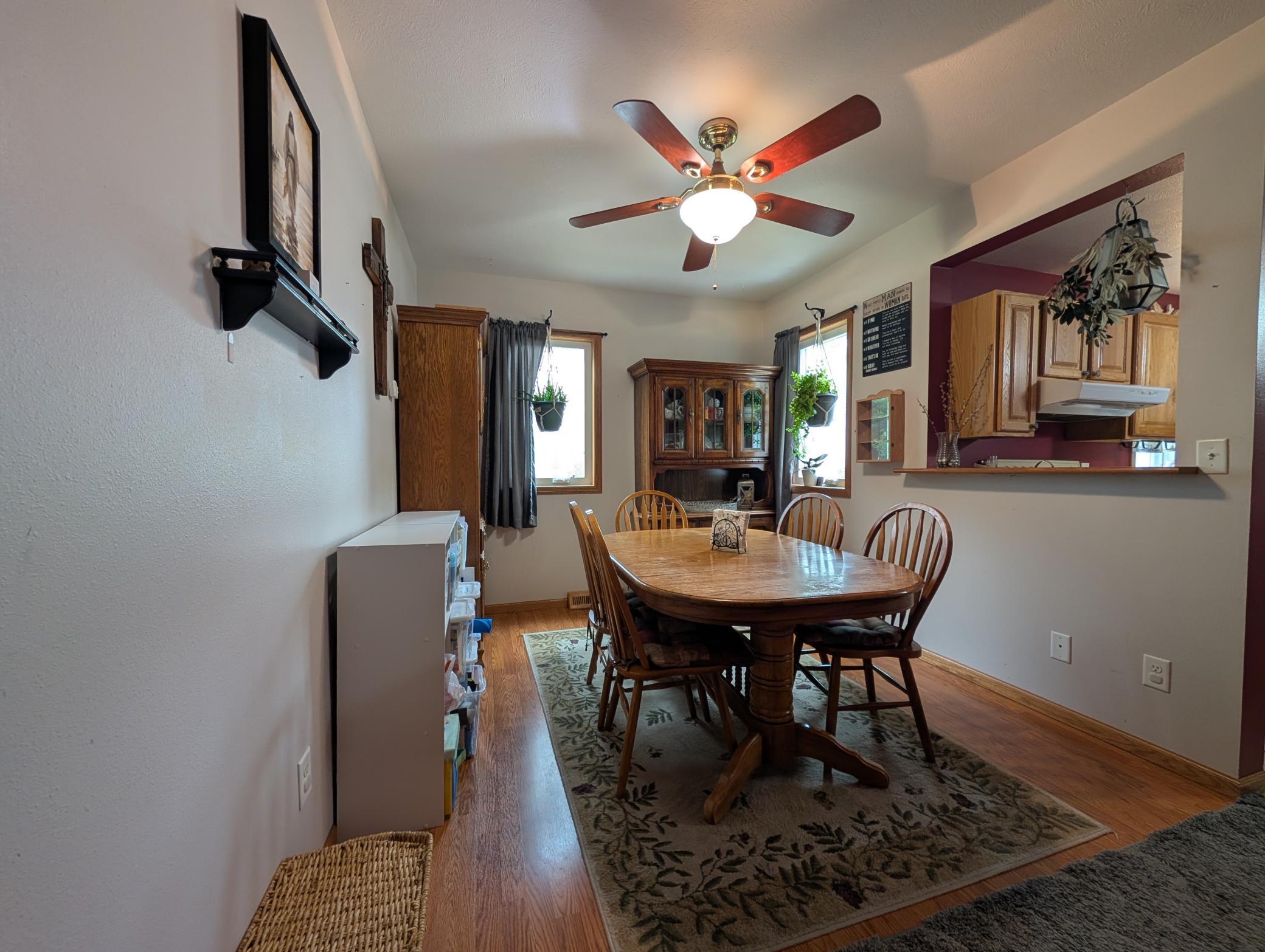 111 E Lyon Street Property Photo 7