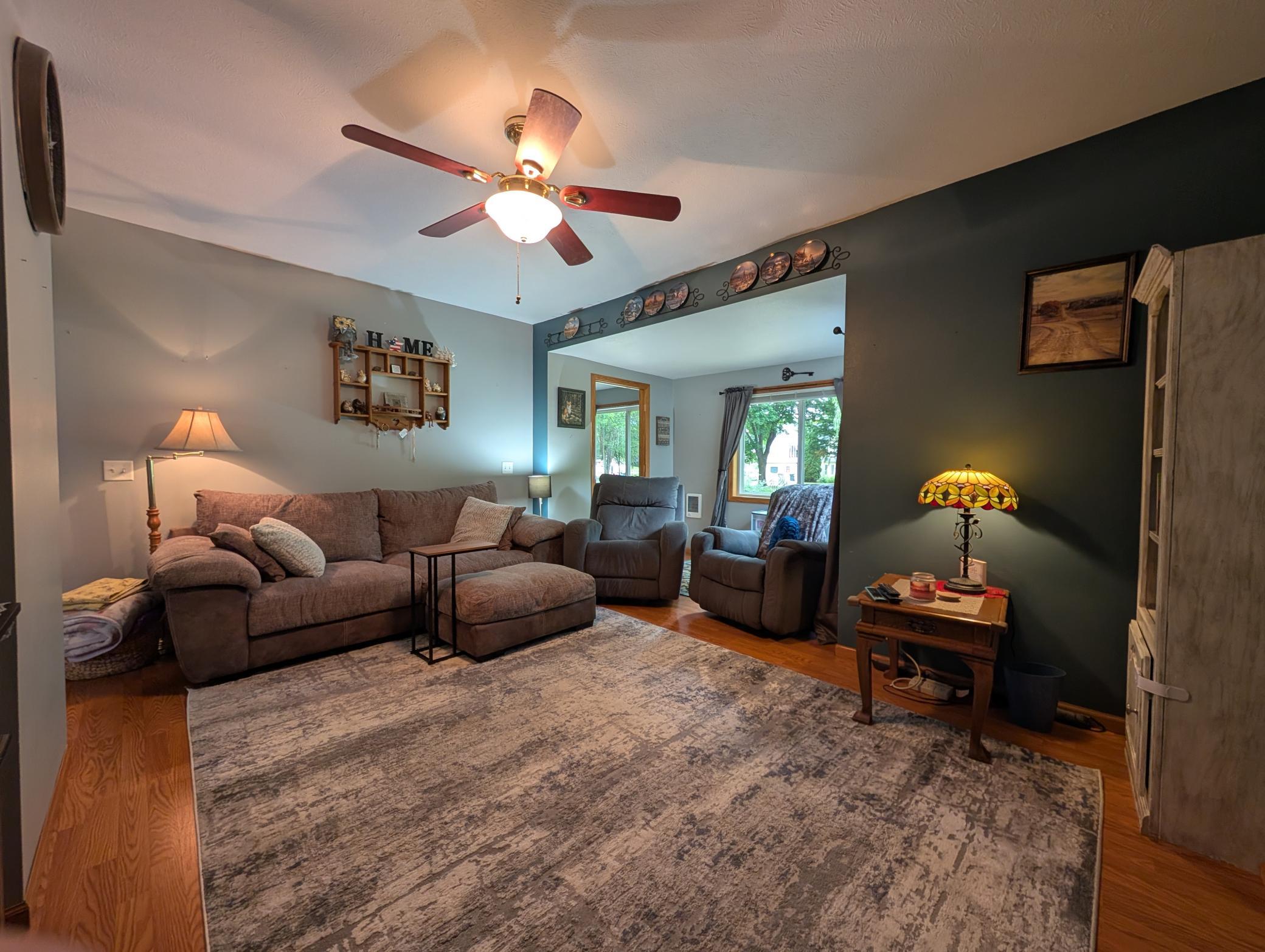 111 E Lyon Street Property Photo 8