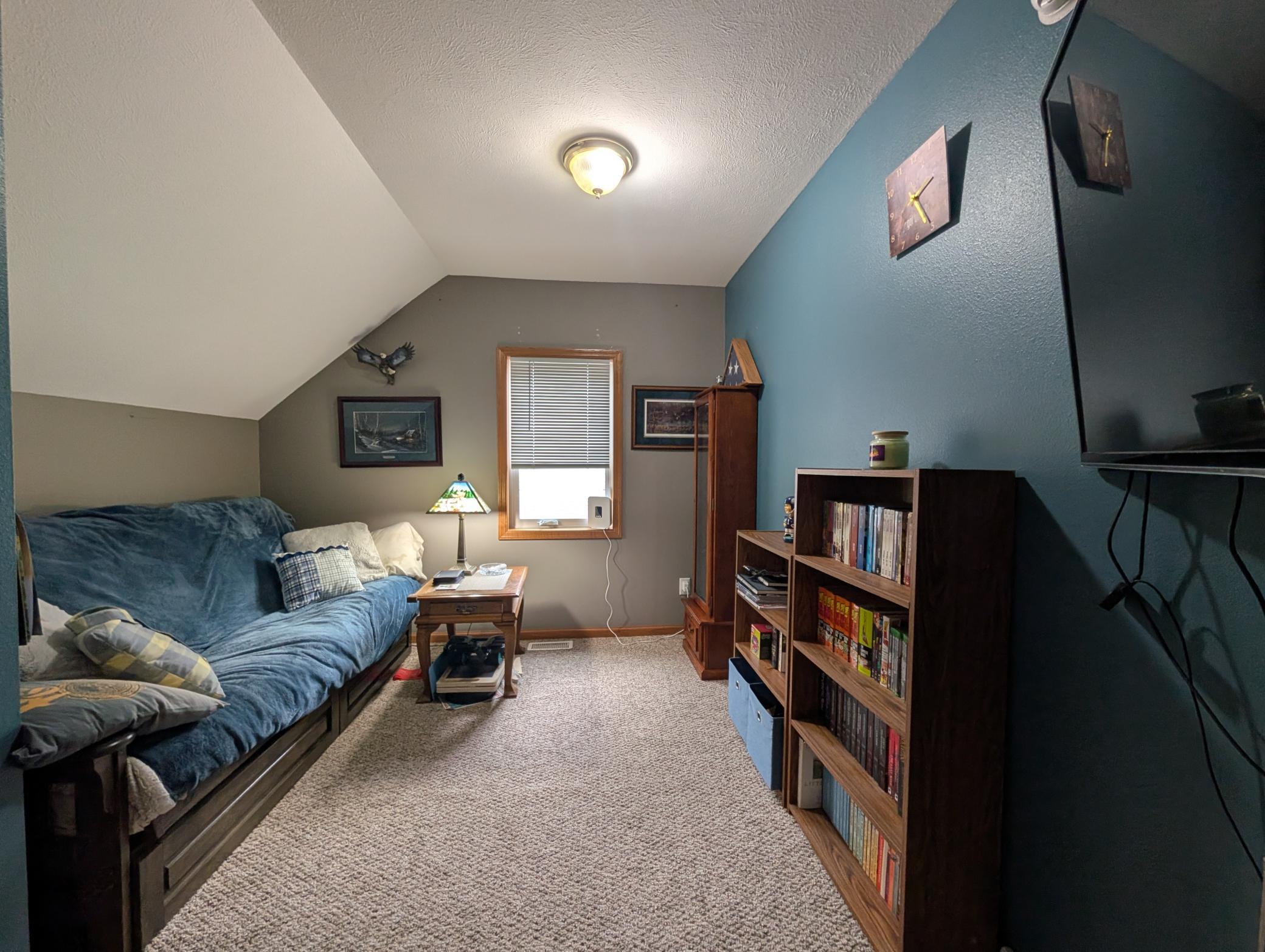 111 E Lyon Street Property Photo 14