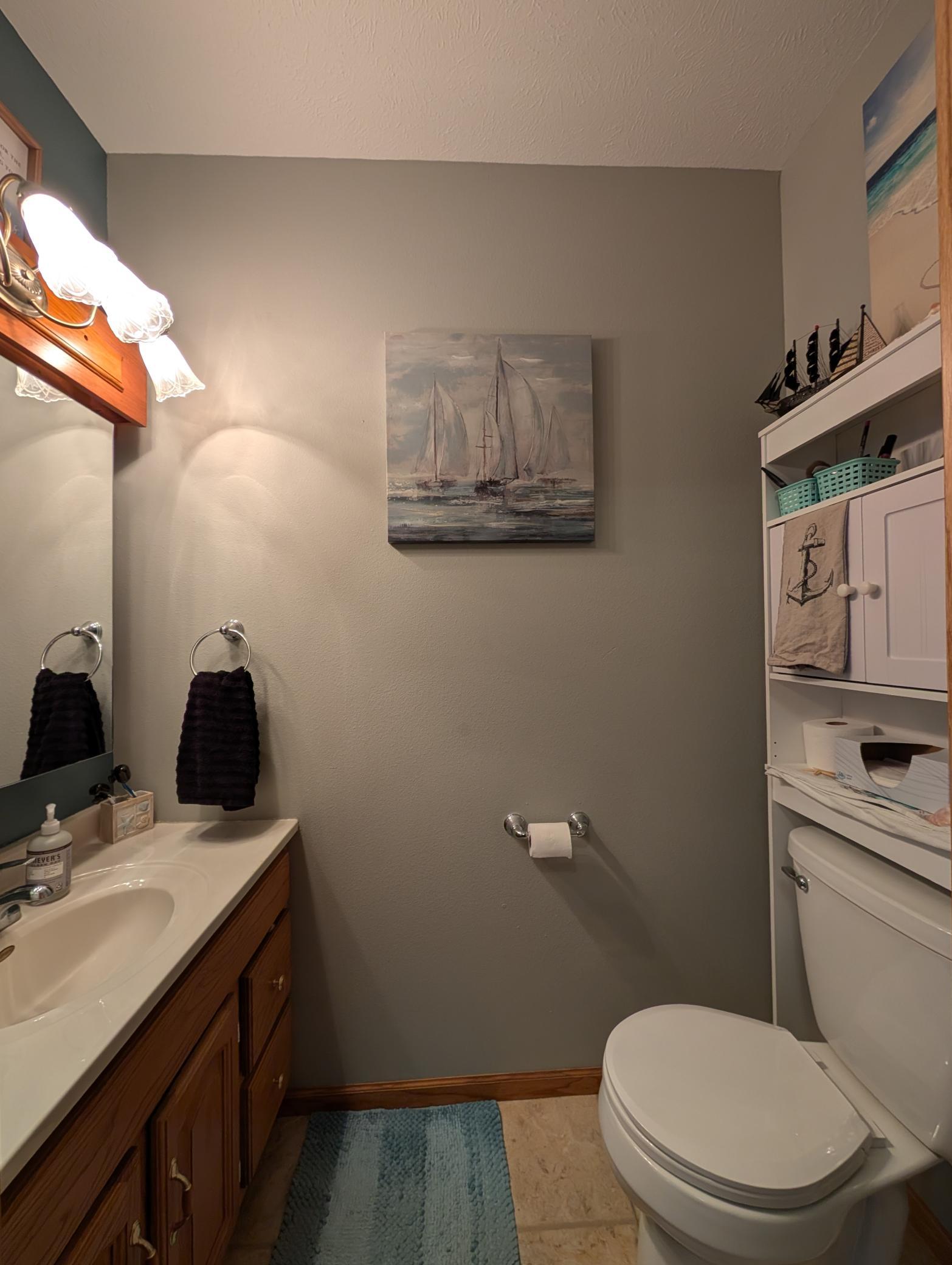 111 E Lyon Street Property Photo 18