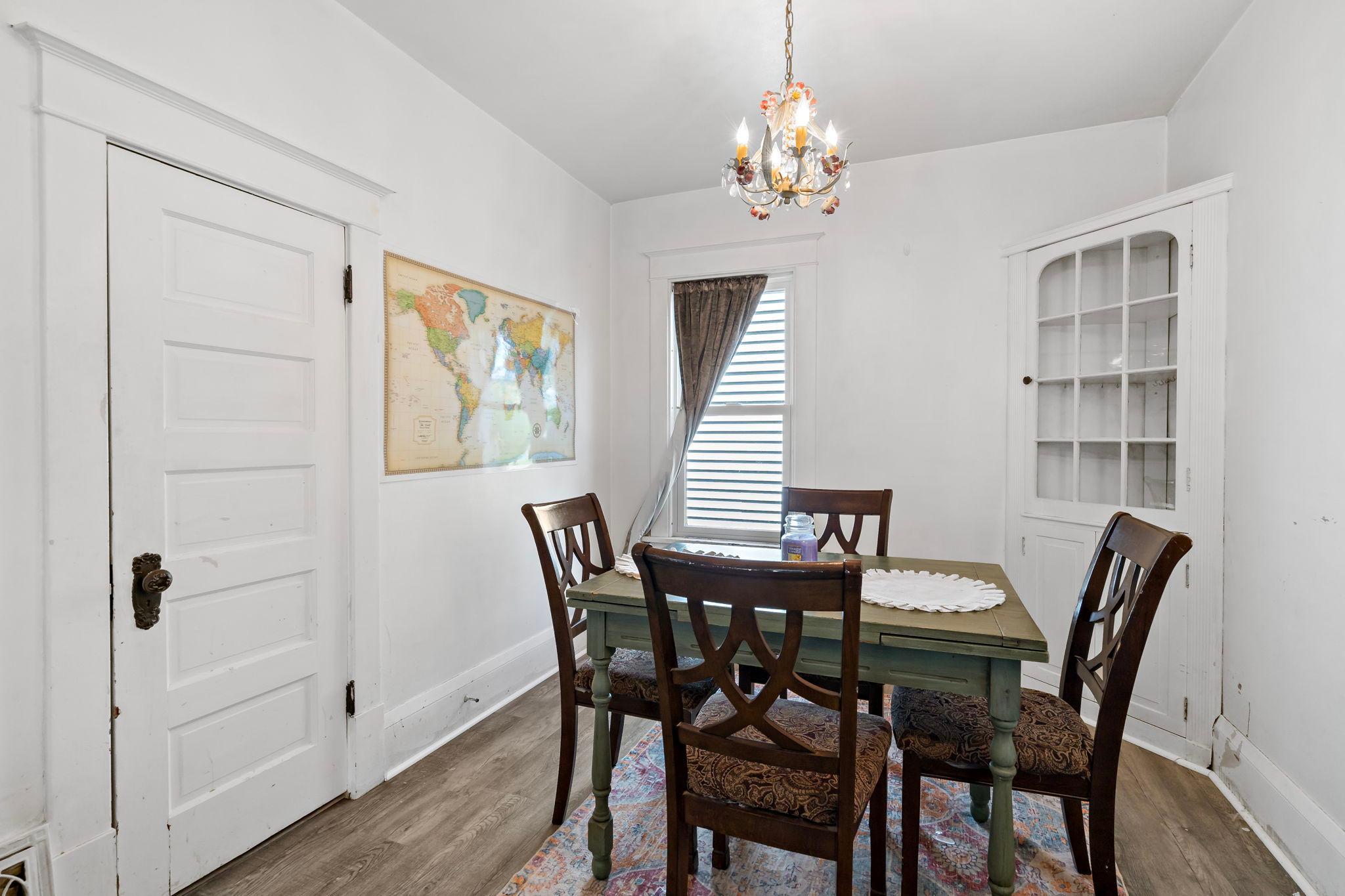 1036 Geranium Avenue E Property Photo 8