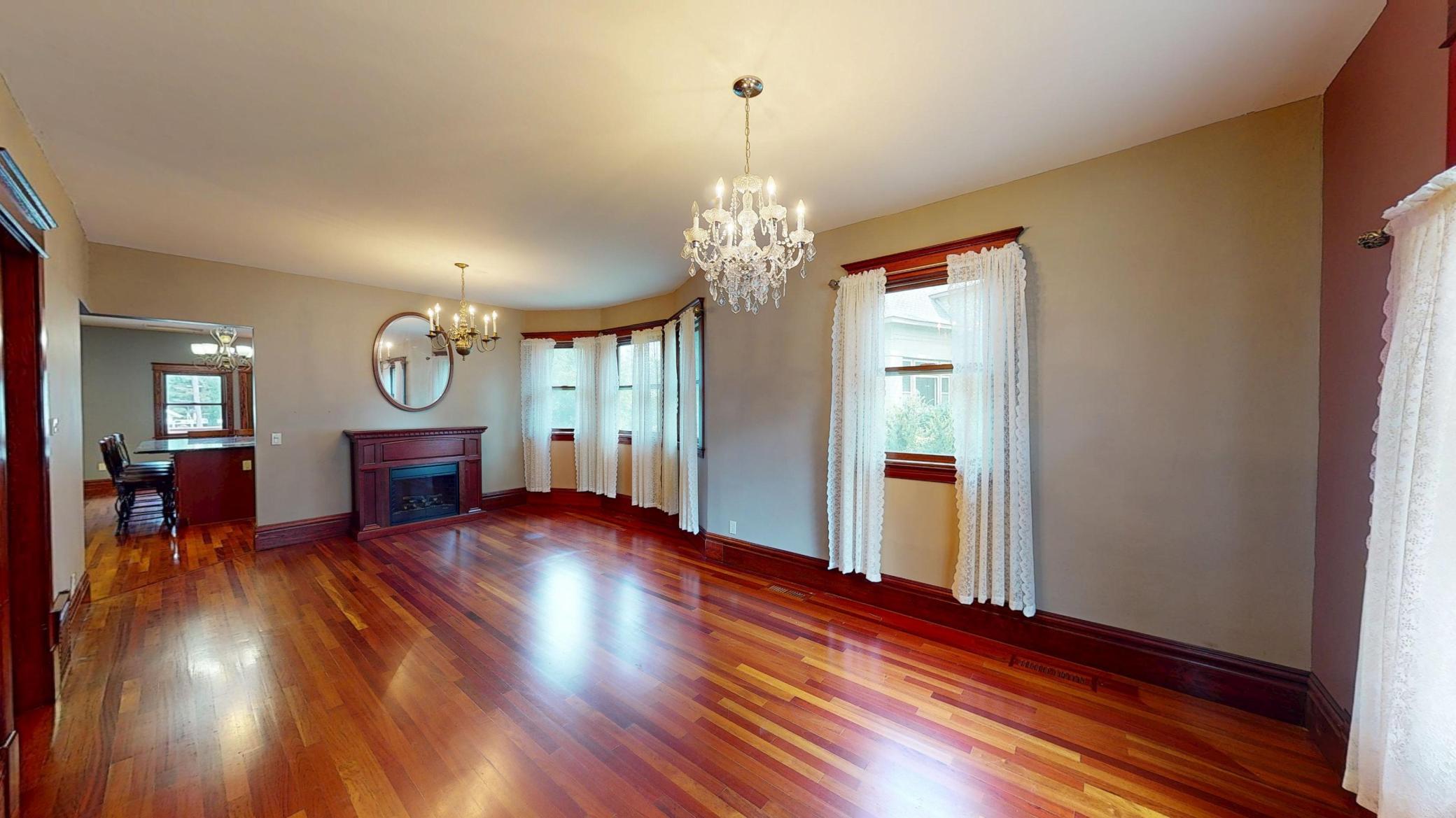 1426 Circle Drive Property Photo 2