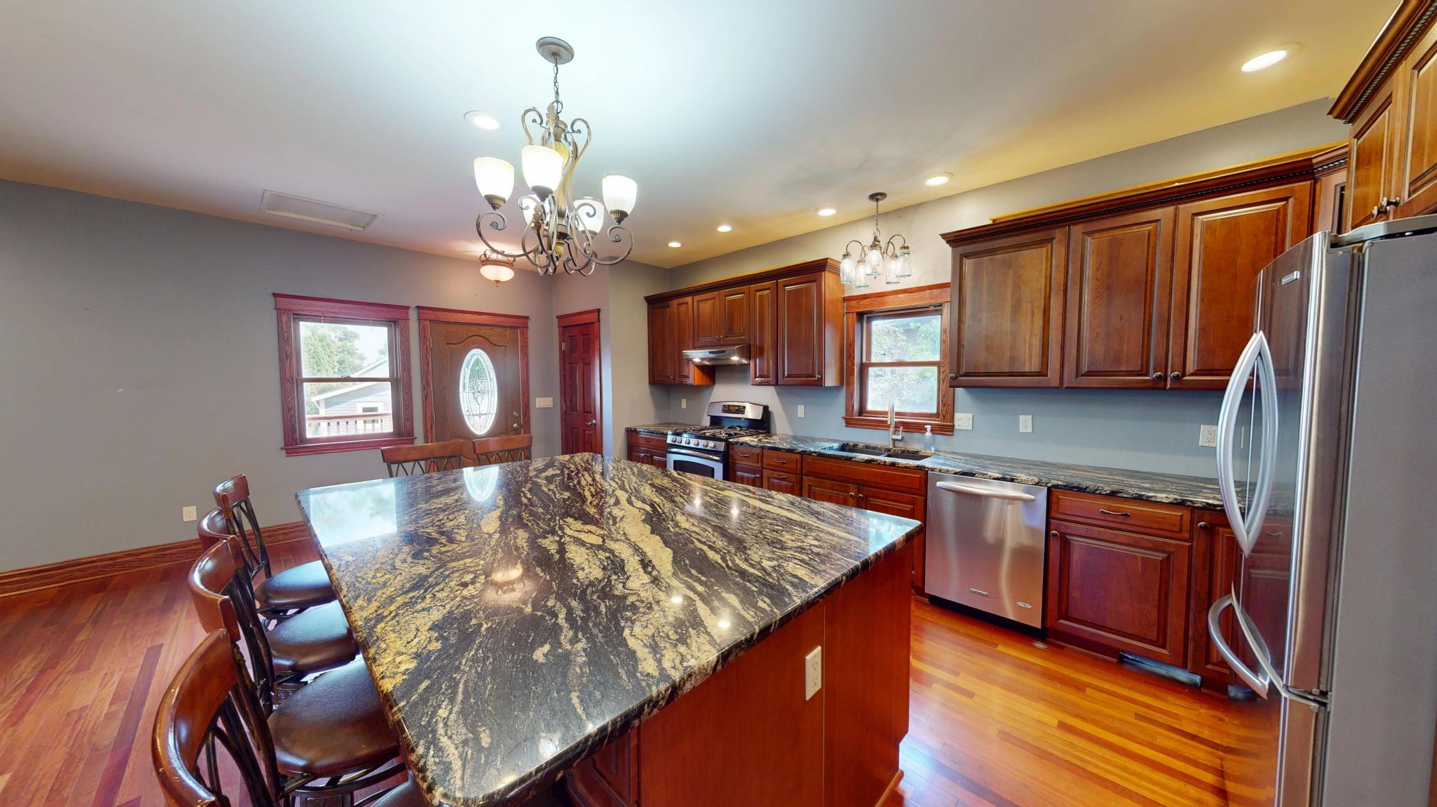 1426 Circle Drive Property Photo 4
