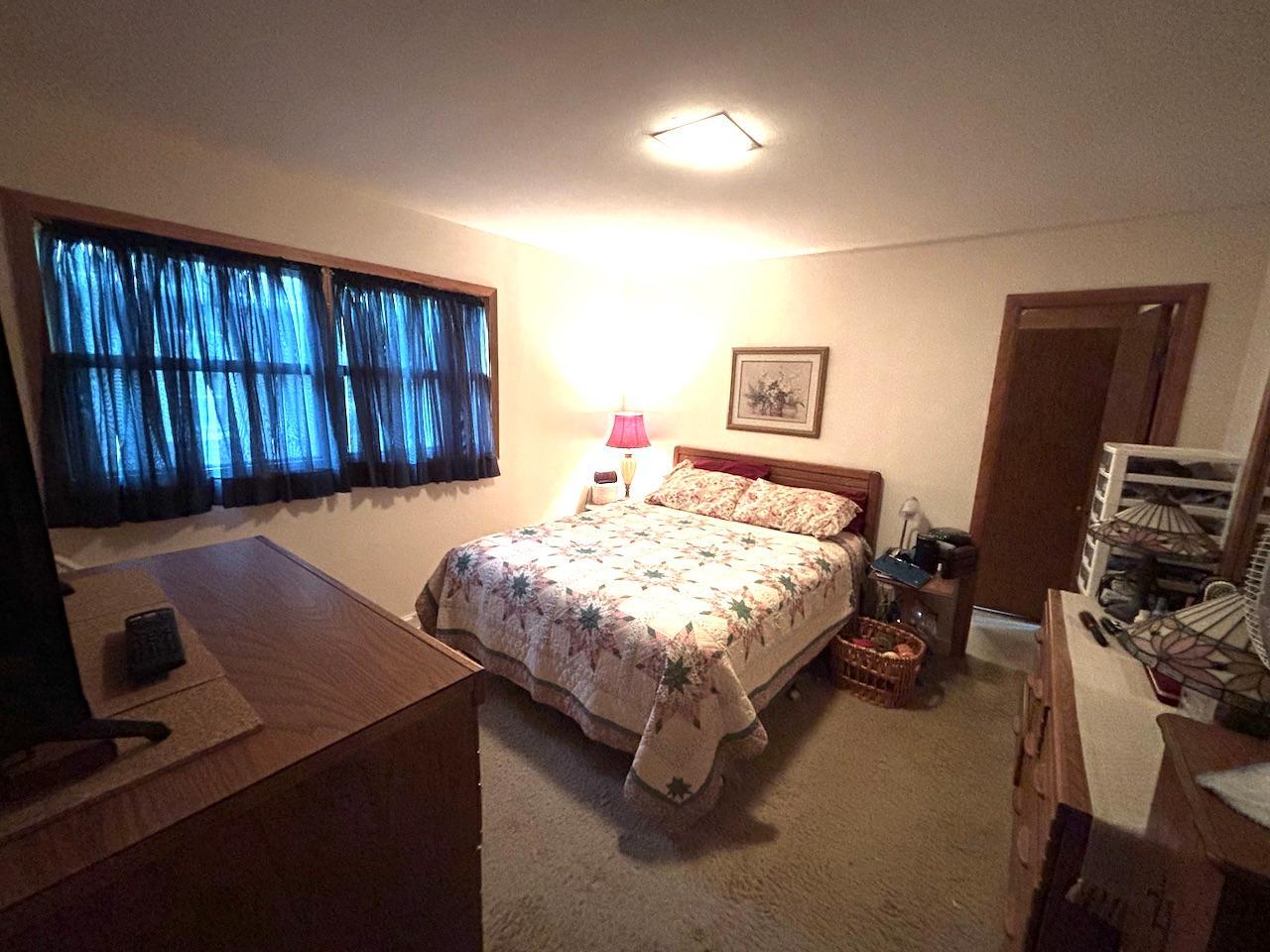 907 Arnold Avenue N Property Photo 17