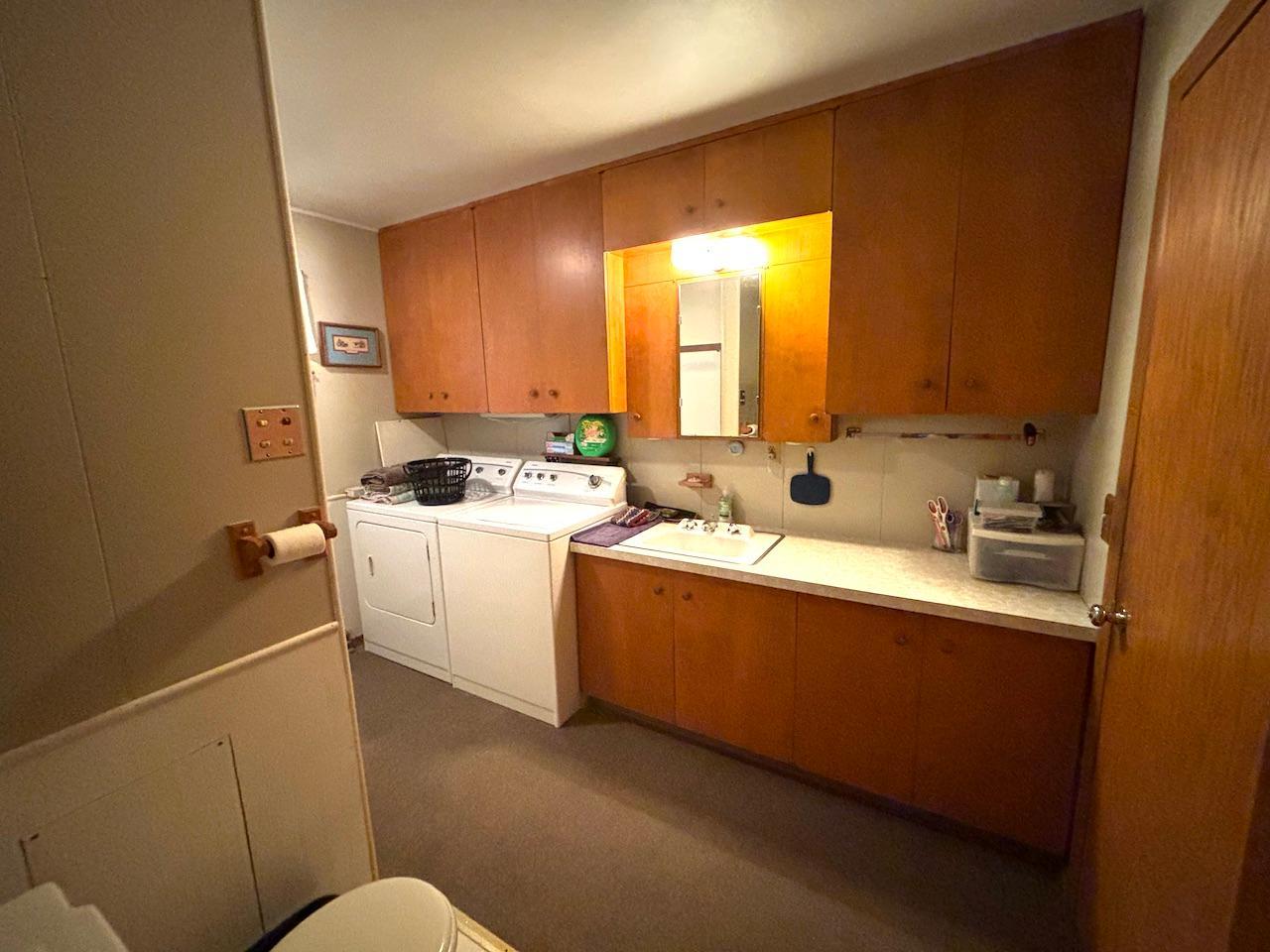 907 Arnold Avenue N Property Photo 19
