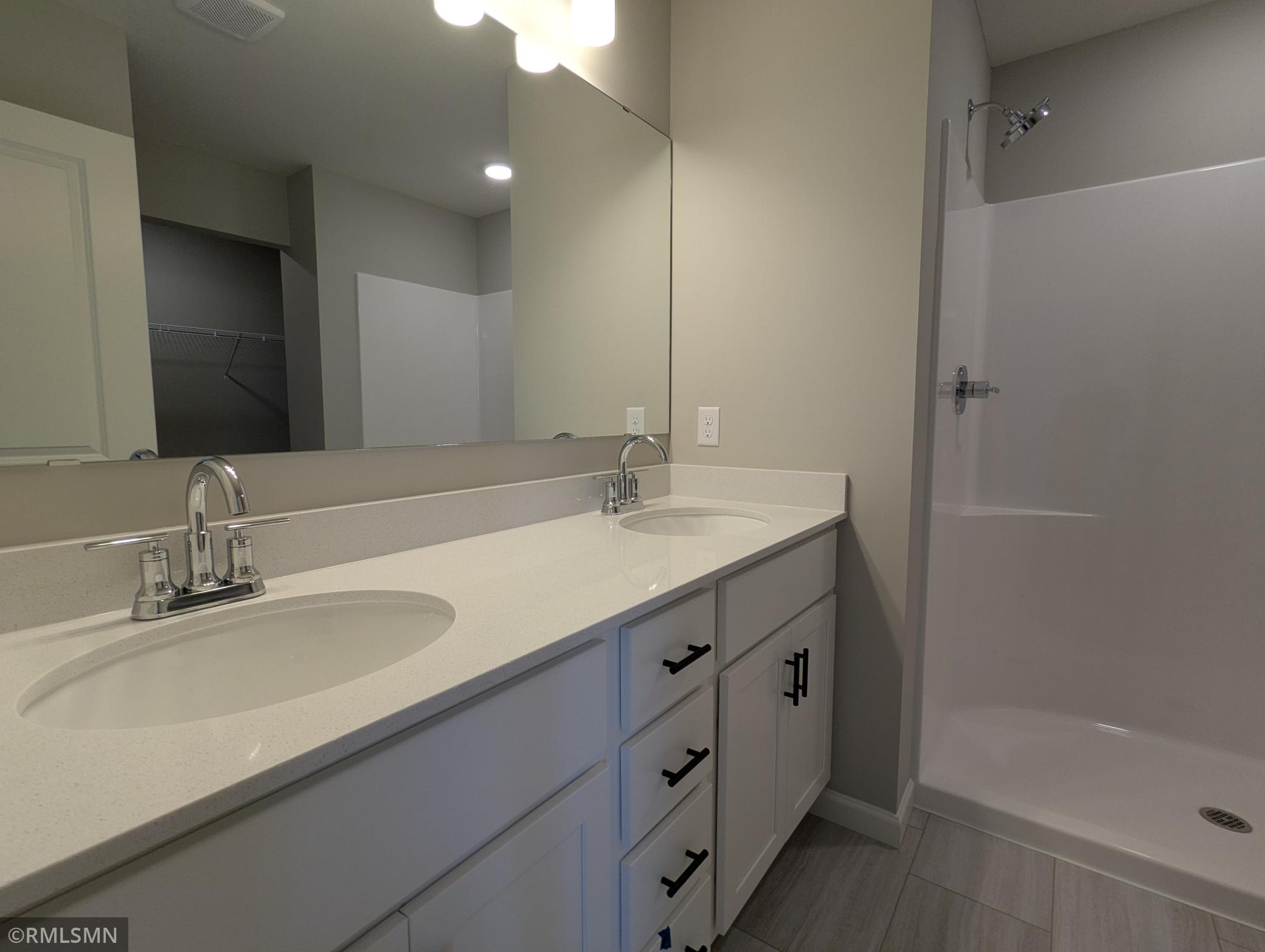 2878 Ivy Avenue Ne Property Photo 13