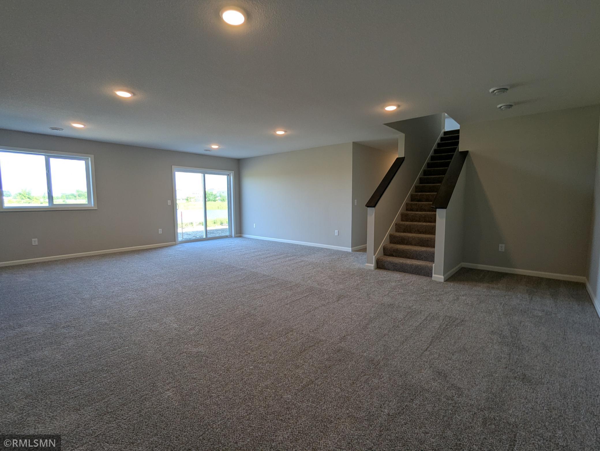 2878 Ivy Avenue Ne Property Photo 15