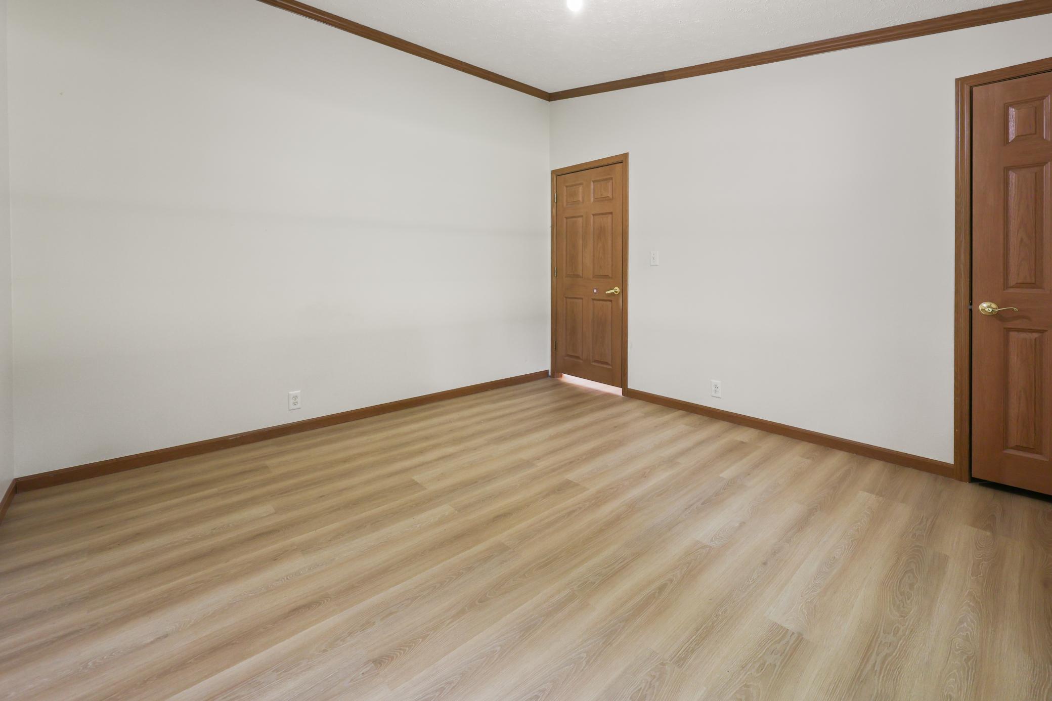 603 222nd Street E Property Photo 34
