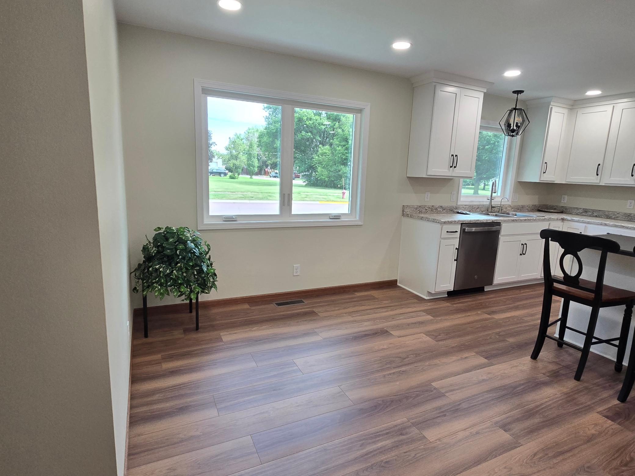 1502 2nd Avenue Property Photo 5