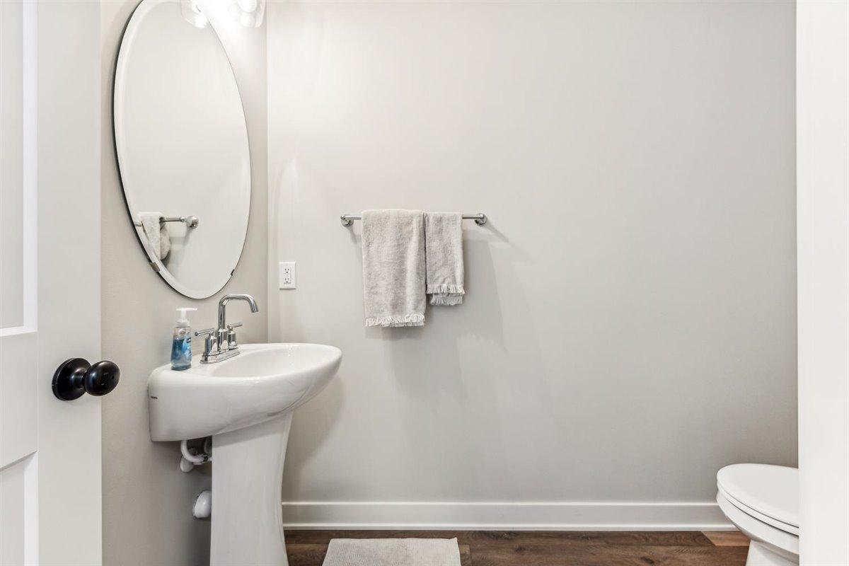 15757 Aquila Avenue Property Photo 22