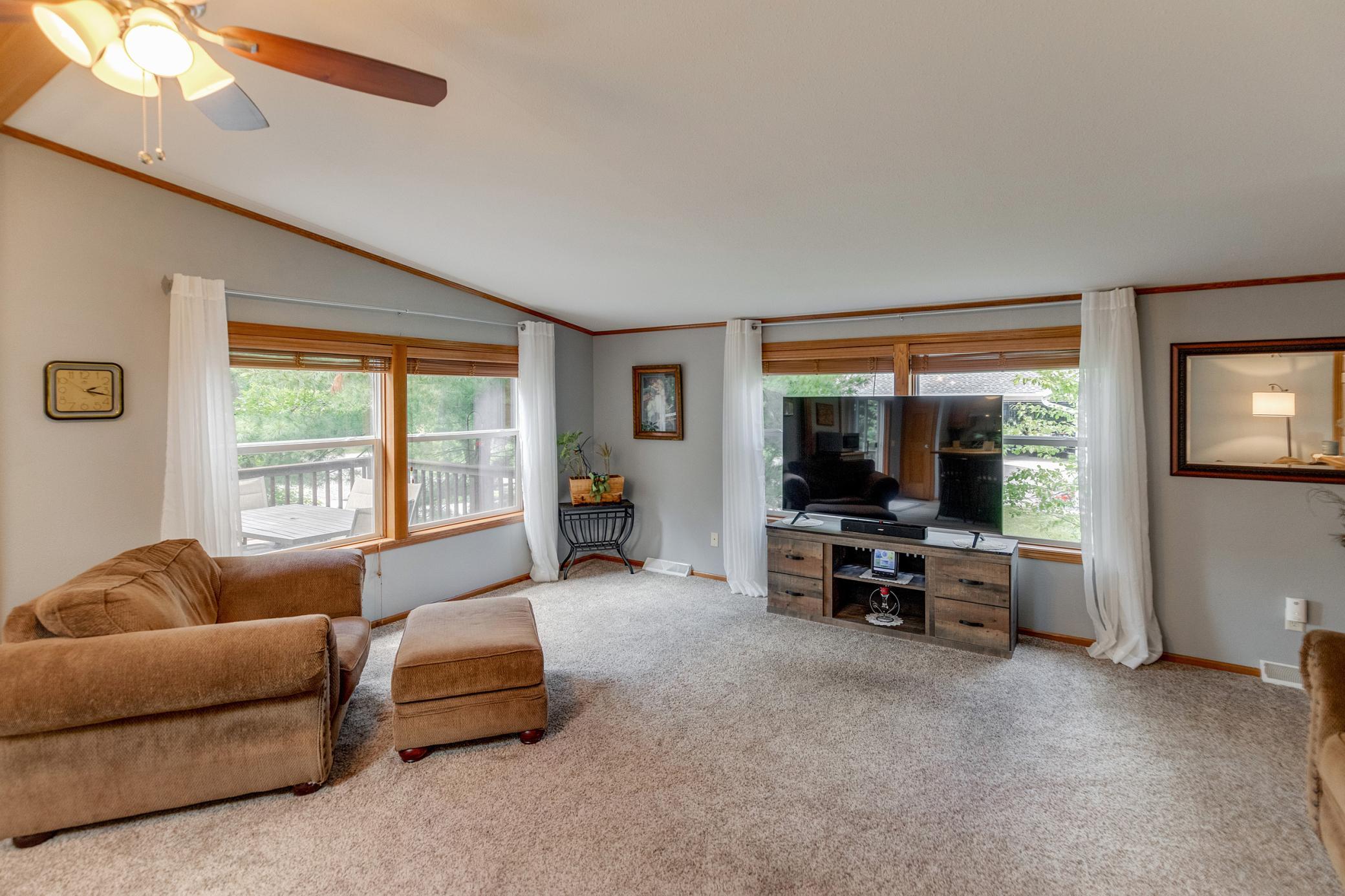 13335 E Shore Road Property Photo 14