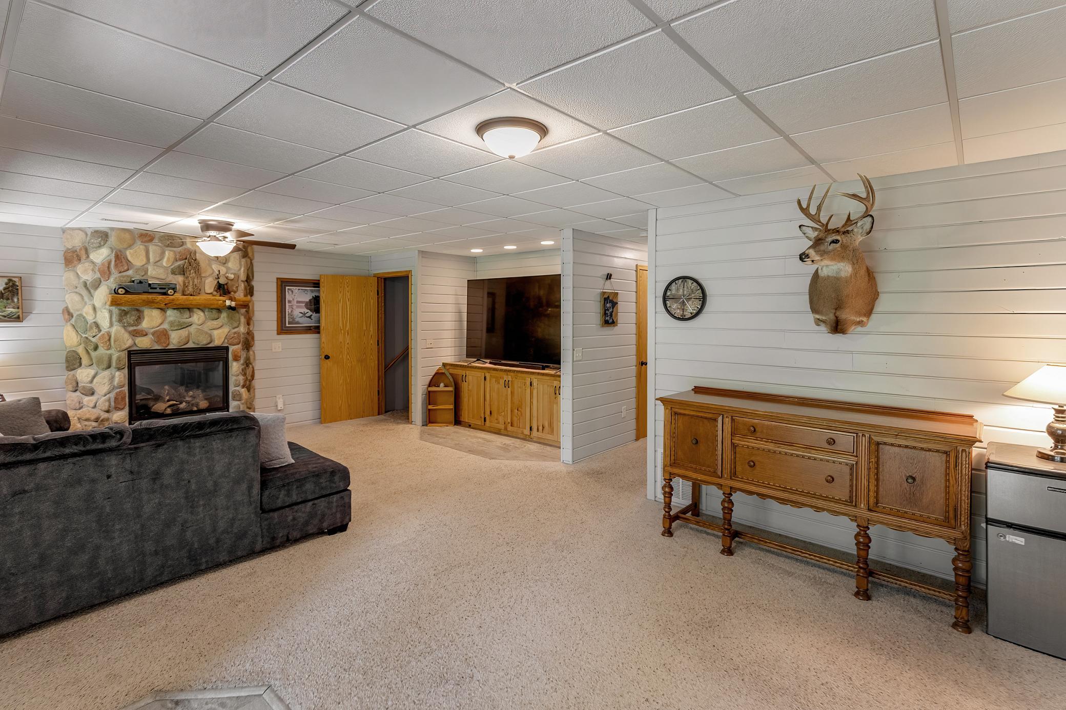 13335 E Shore Road Property Photo 22