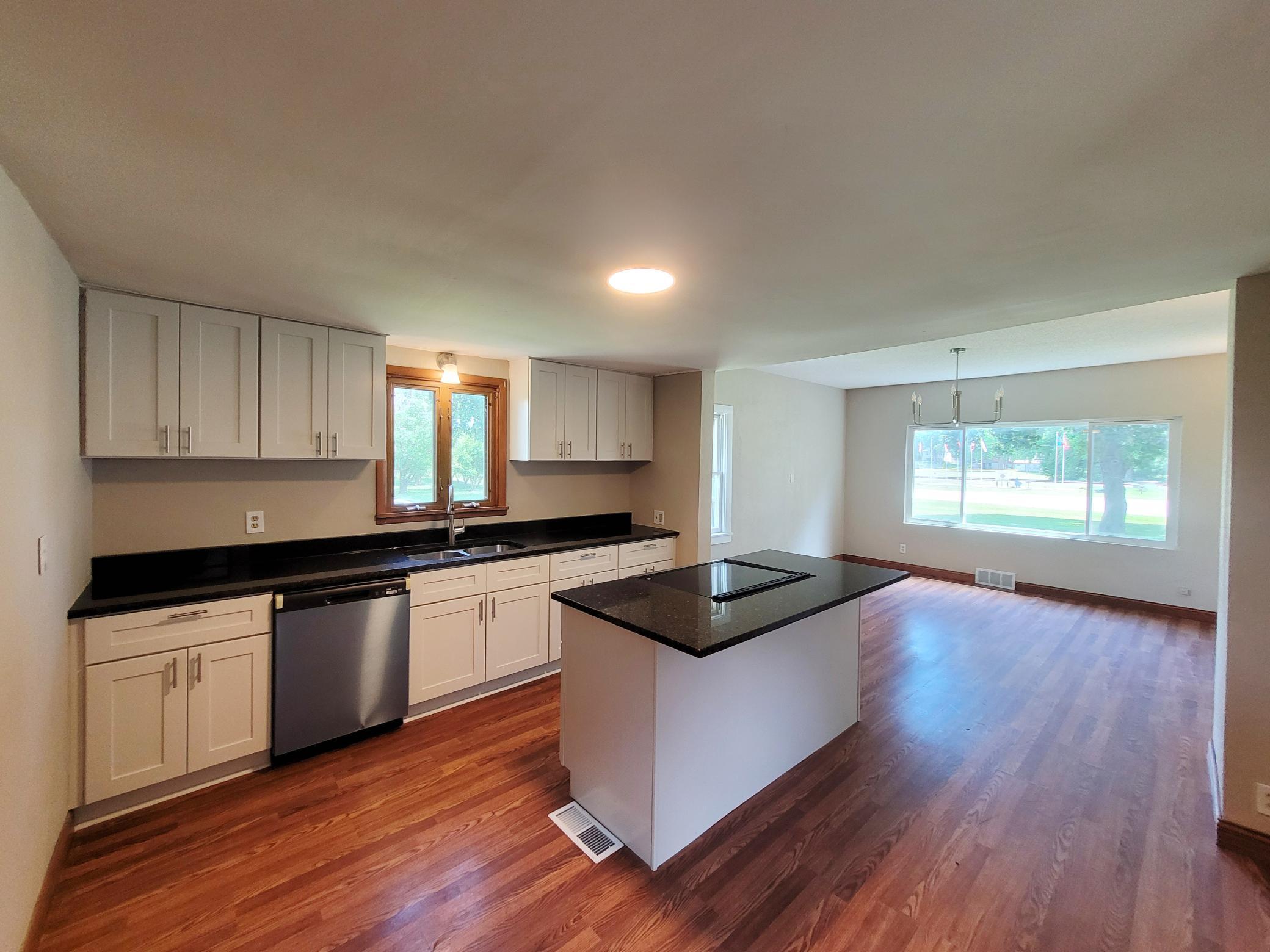 411 State Highway 19 Property Photo 9