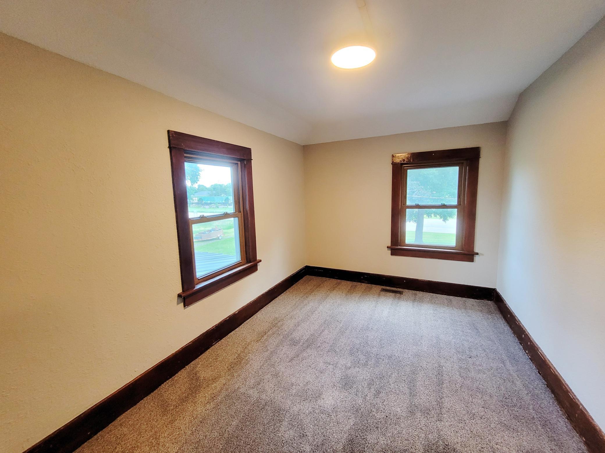 411 State Highway 19 Property Photo 20