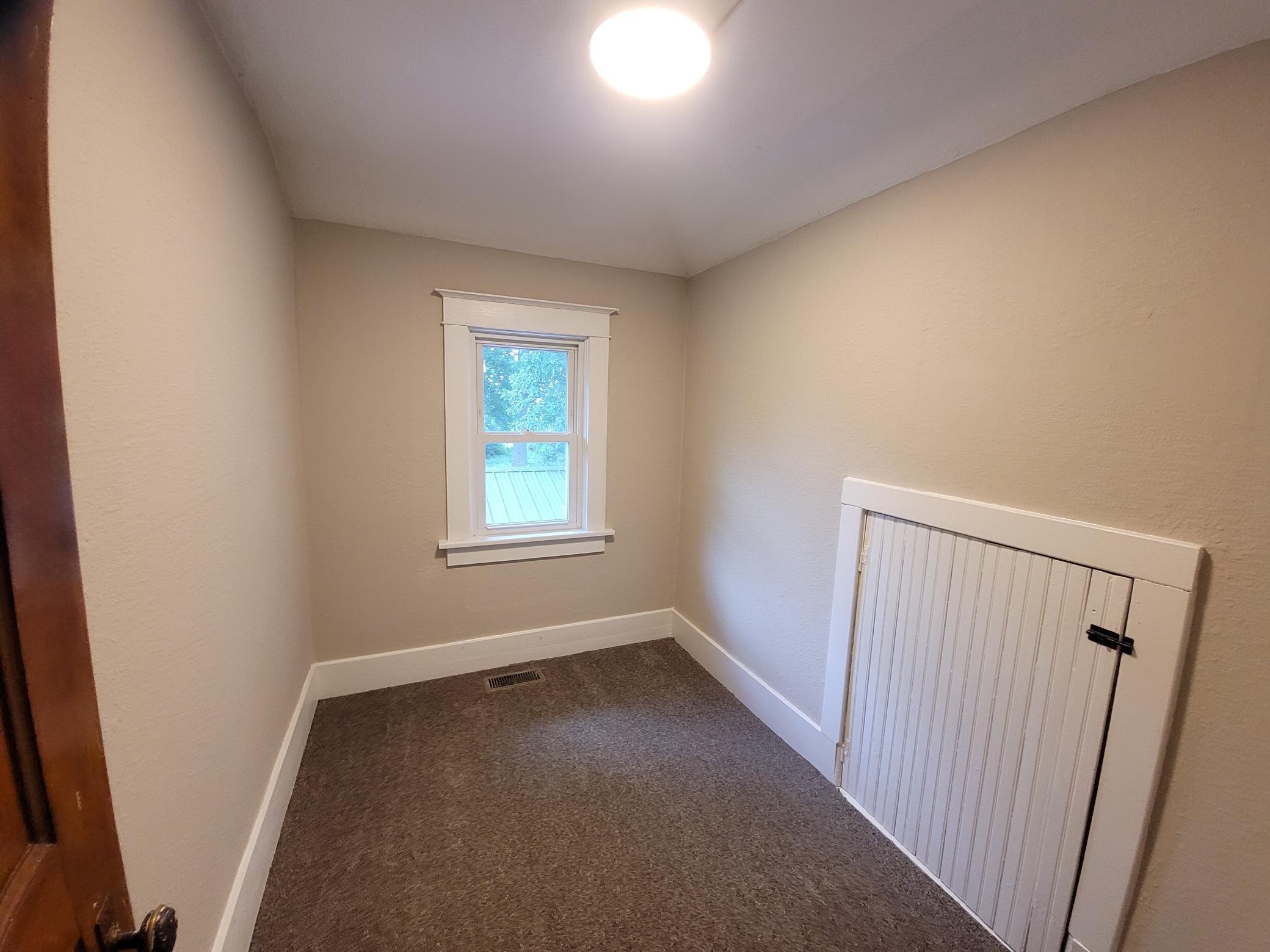 411 State Highway 19 Property Photo 22